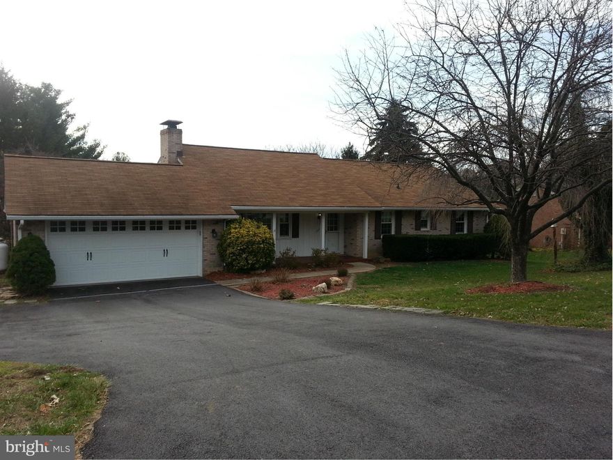 Nicely updated Rancher in established Colvilla community. Eat in Kitchen w/Ceramic Tile floor & backsplash, Granite Counters, & wood cabinets. Updated Baths w/Granite vanity tops. Master Bedroom with separate full bath. Spacious family rm and bedroom in lower level, cozy gas fireplaces,deck with built in benches,2 car garage,fenced yd, Radiant barrier in attic for energy efficiency!