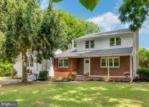 Homes For Sale - 275 Dutch Mill Road<br/> MALAGA, NJ 08328