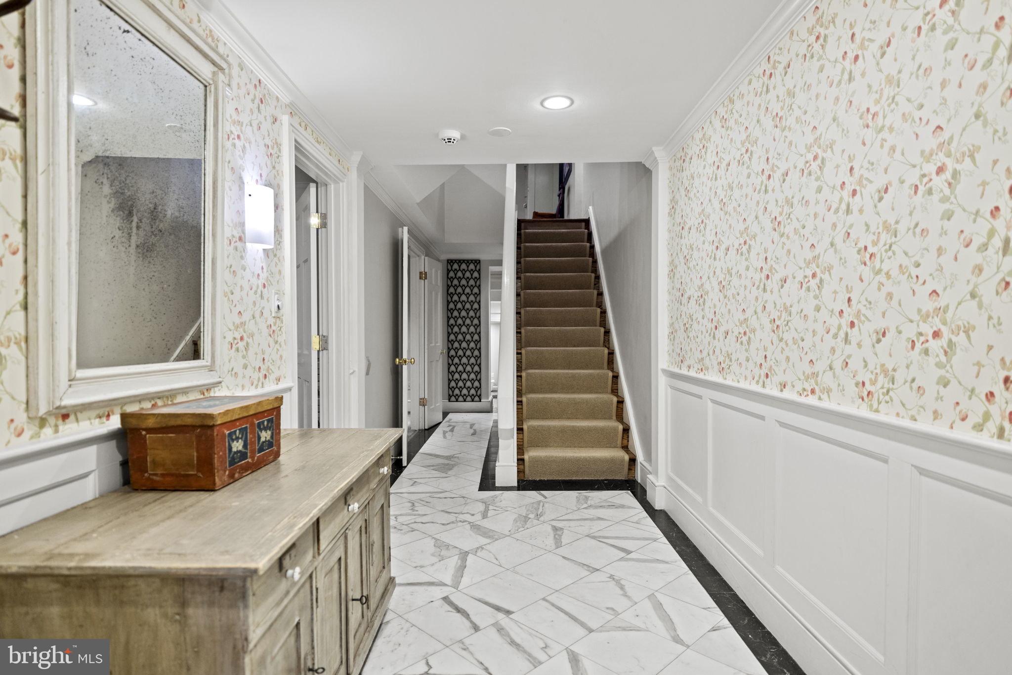 GEORGETOWN - Residential