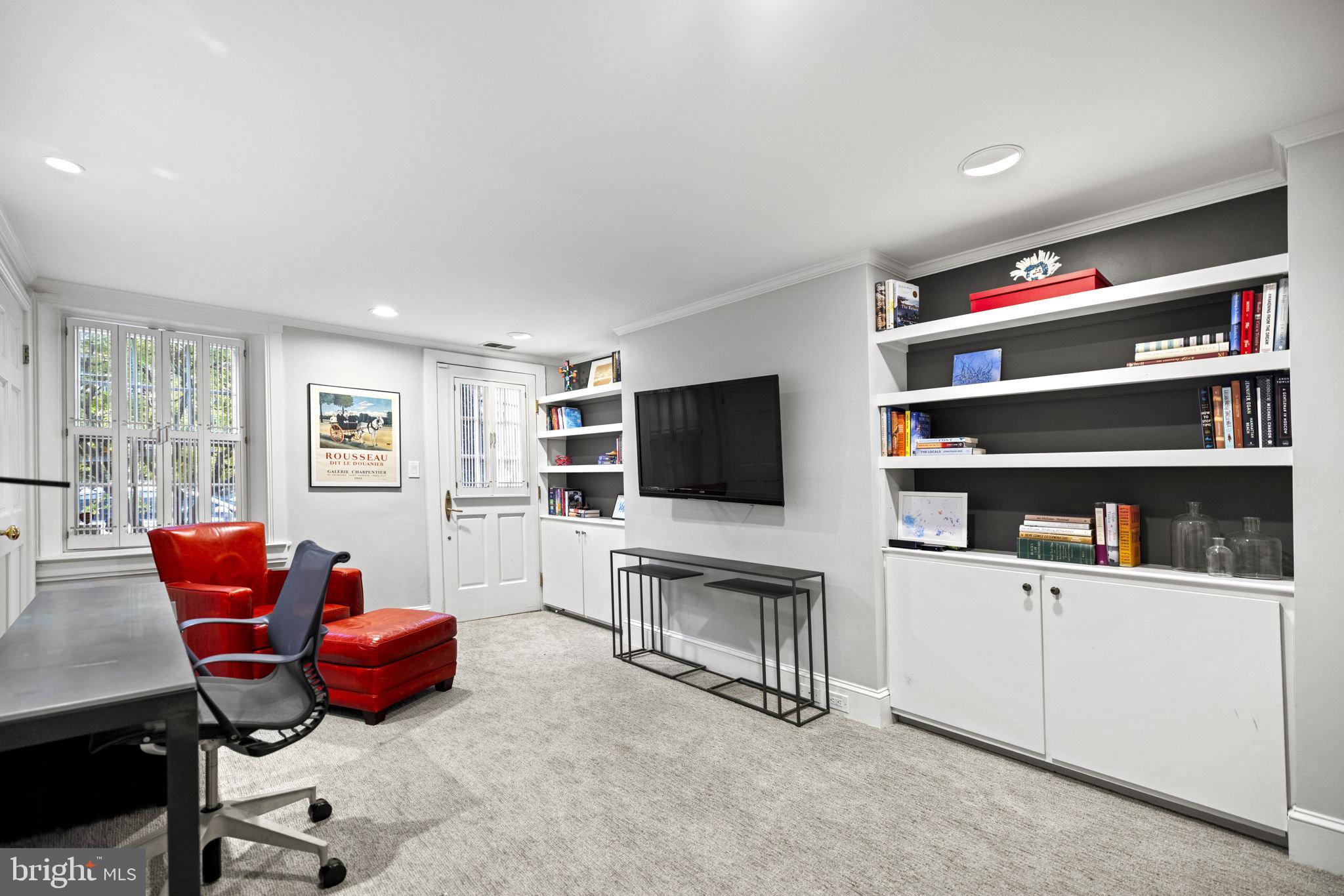 GEORGETOWN - Residential