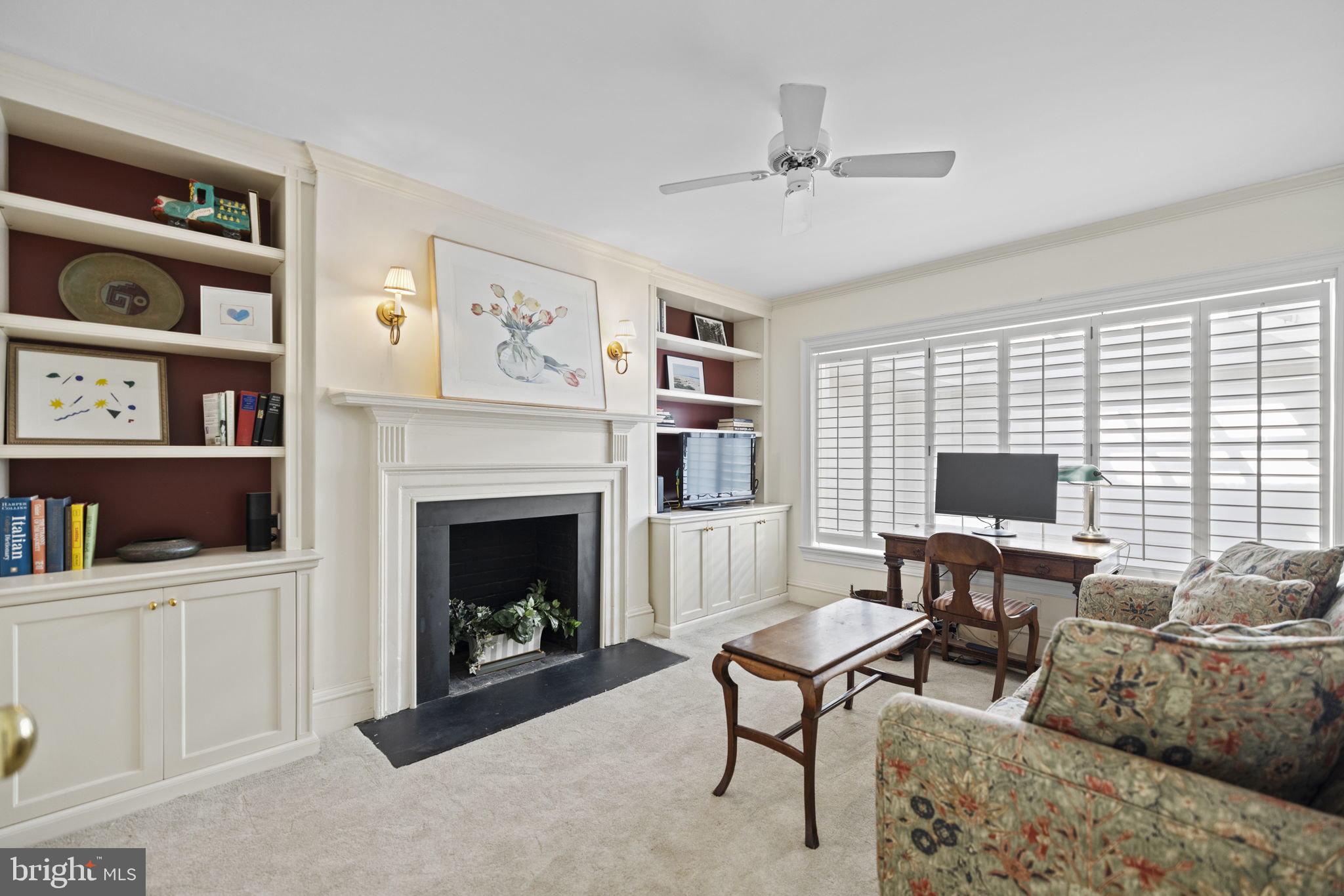 GEORGETOWN - Residential