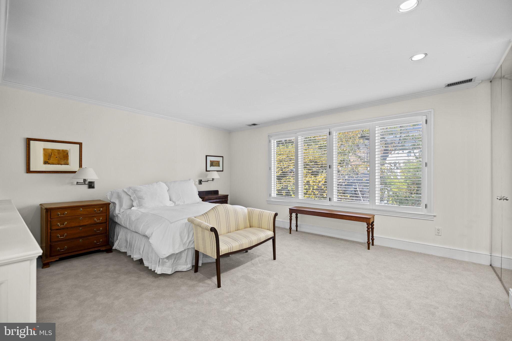 GEORGETOWN - Residential