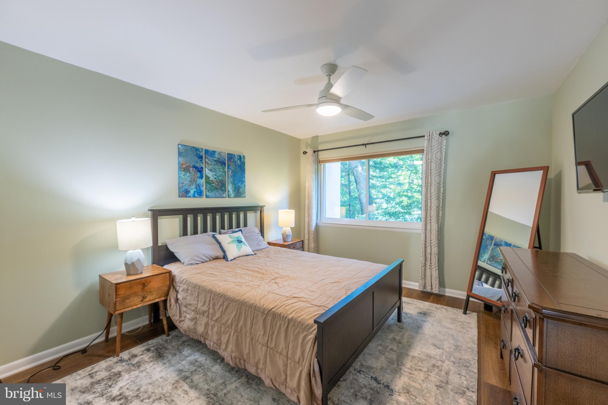 RESTON - Residential