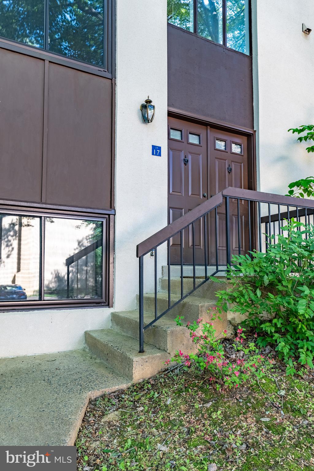 RESTON - Residential