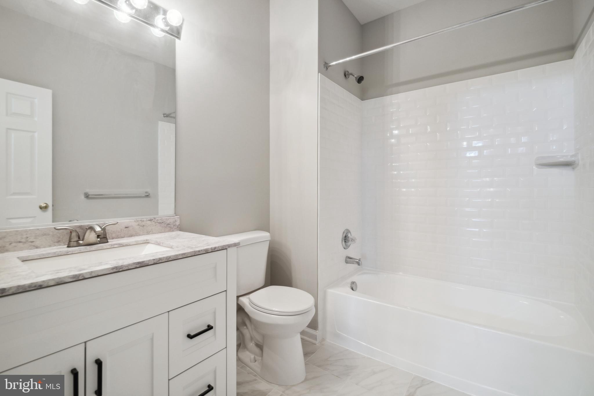 AMBERLEA AT SOUTH RIDING - Residential Lease