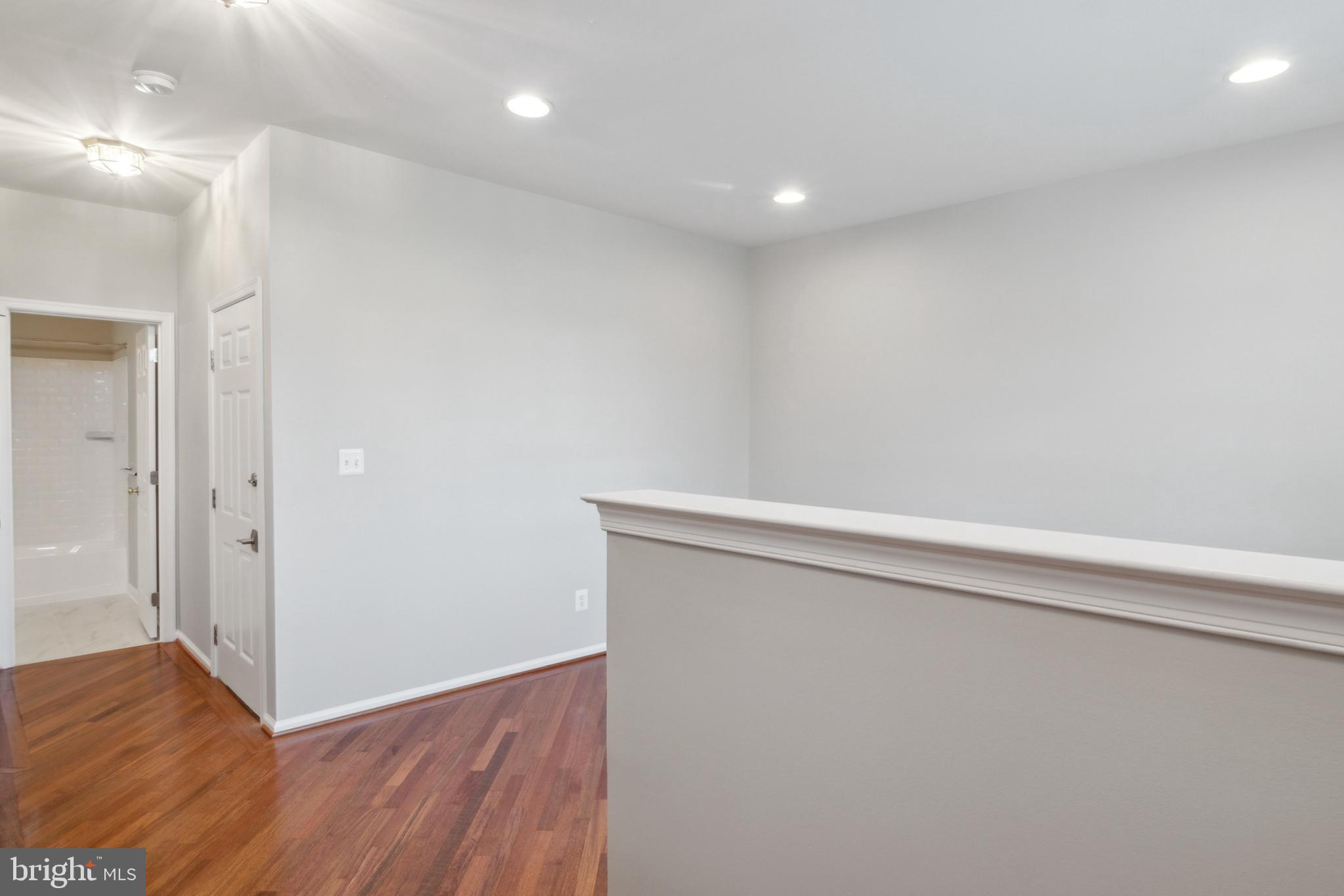 AMBERLEA AT SOUTH RIDING - Residential Lease