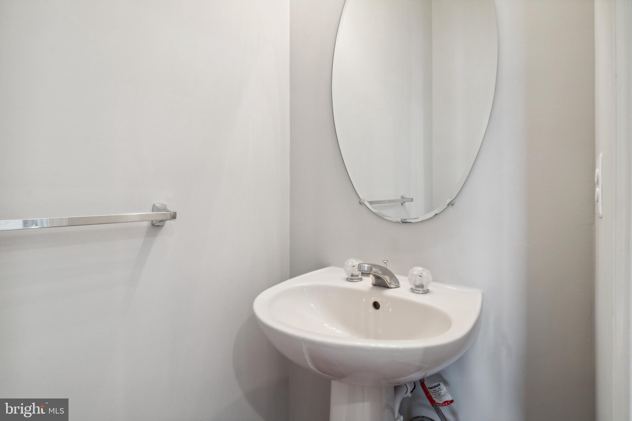 AMBERLEA AT SOUTH RIDING - Residential Lease