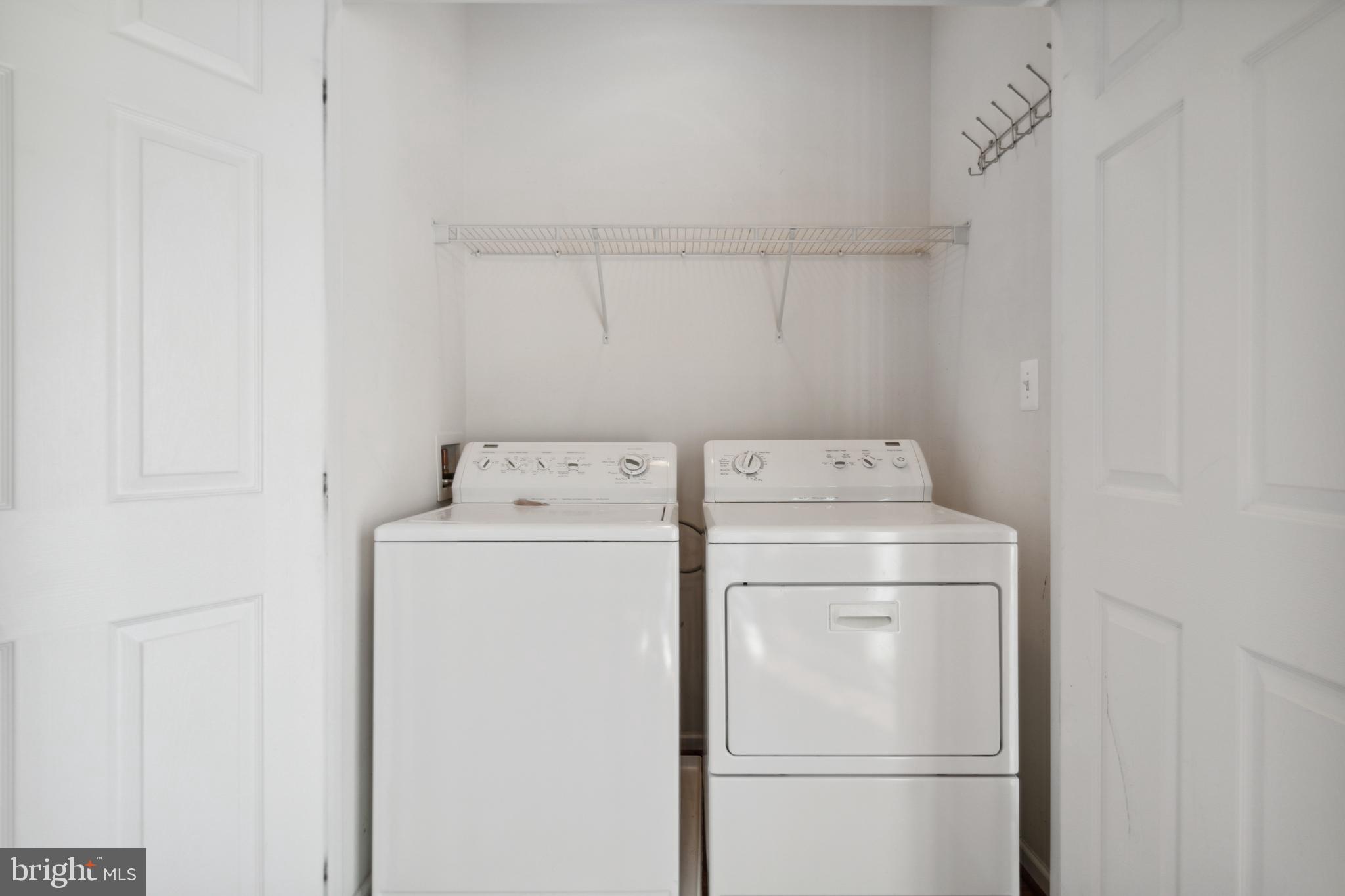 AMBERLEA AT SOUTH RIDING - Residential Lease