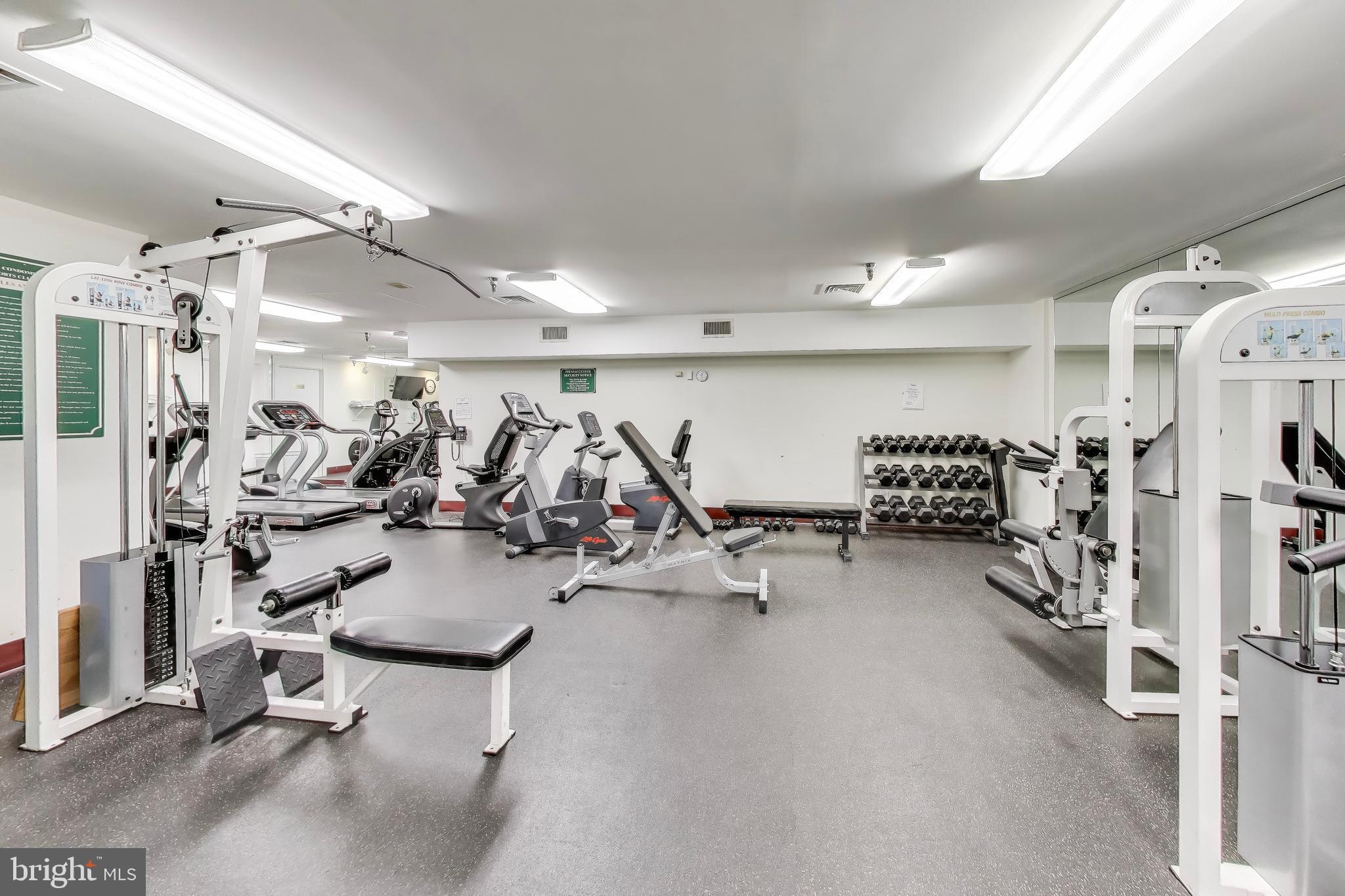 WHITLEY PARK CONDOMINIUM - Residential