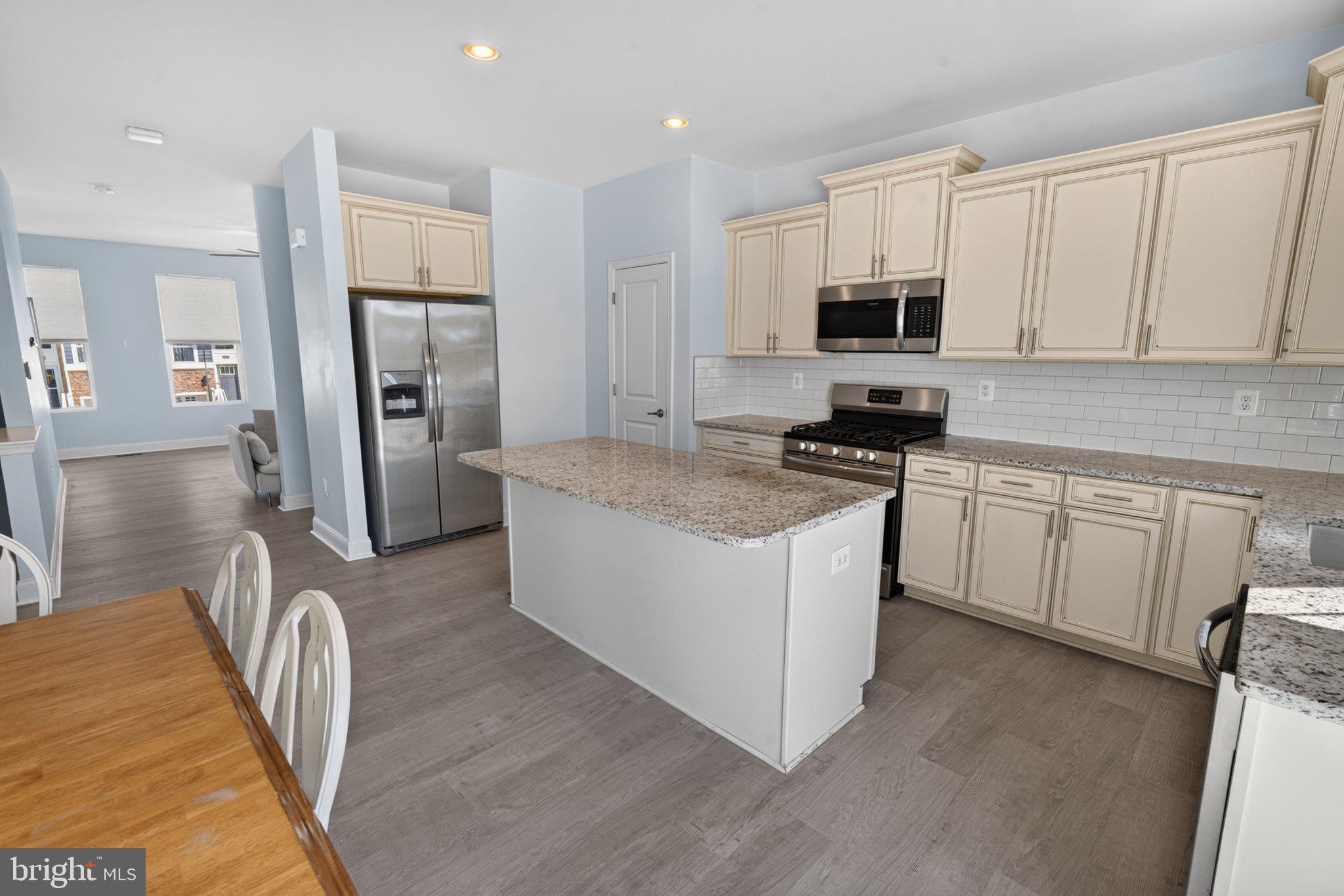 36063 AUBURN WAY