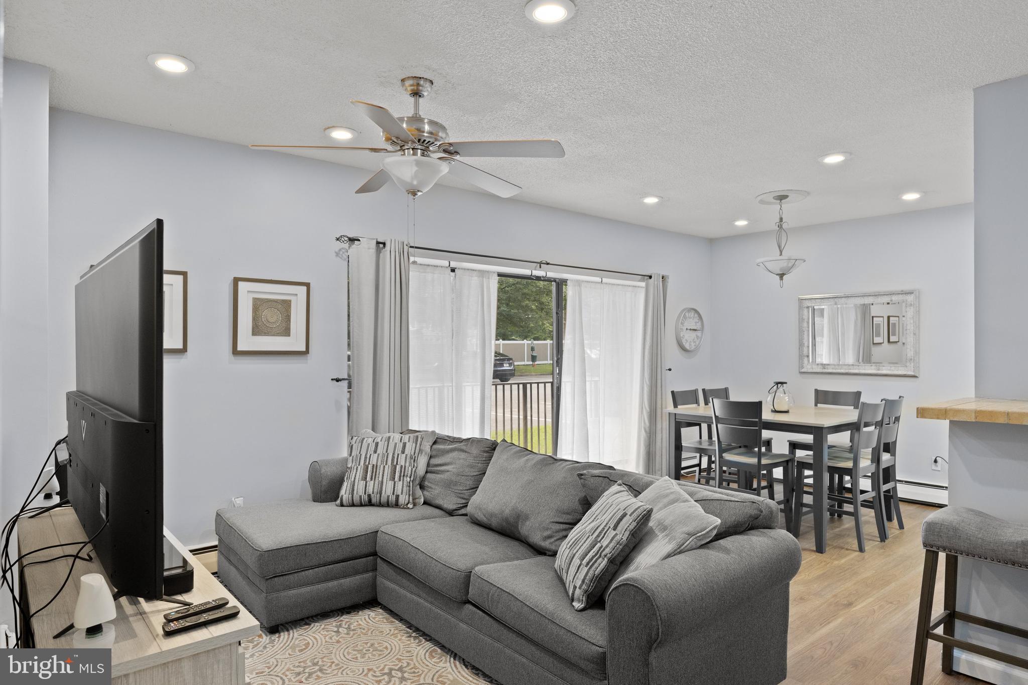 111 CHESTNUT STREET 113