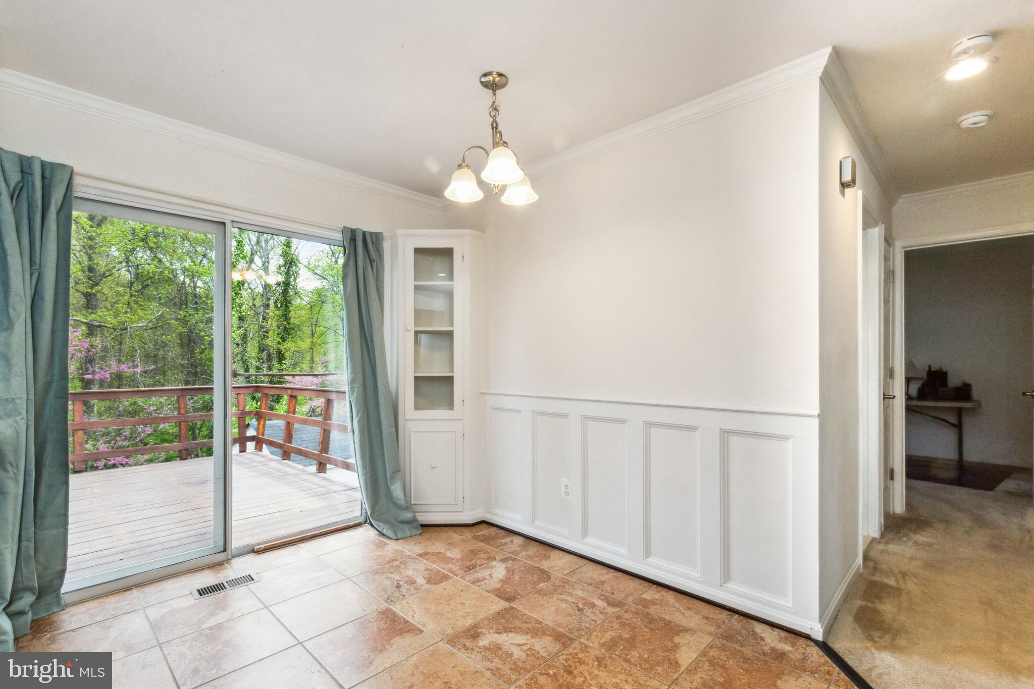 PINE TREE - Residential