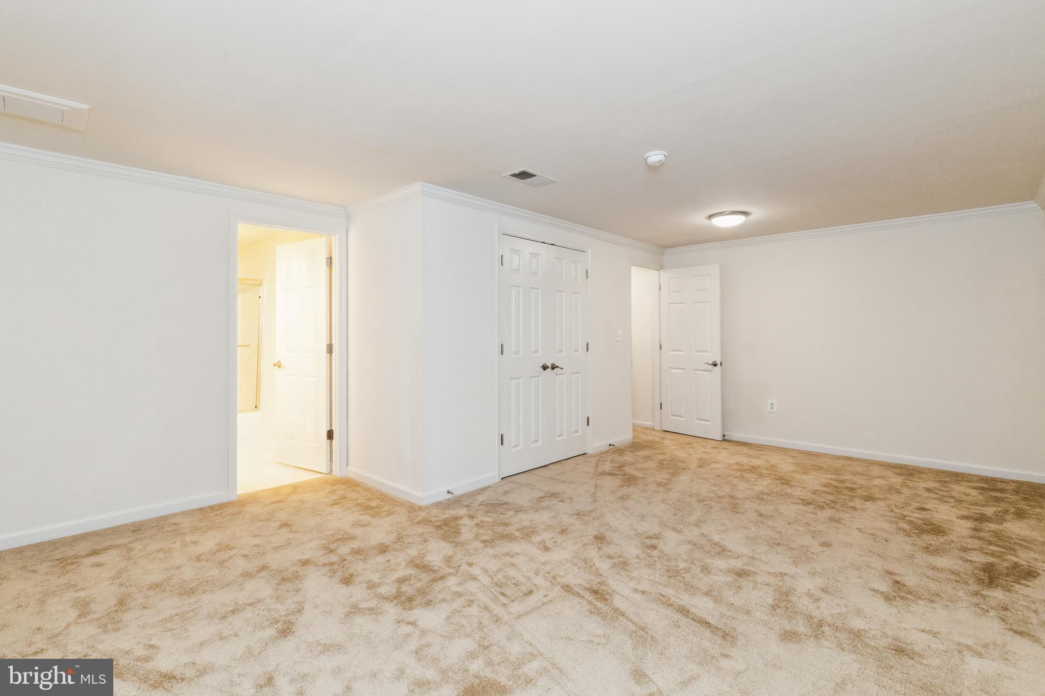 PINE TREE - Residential