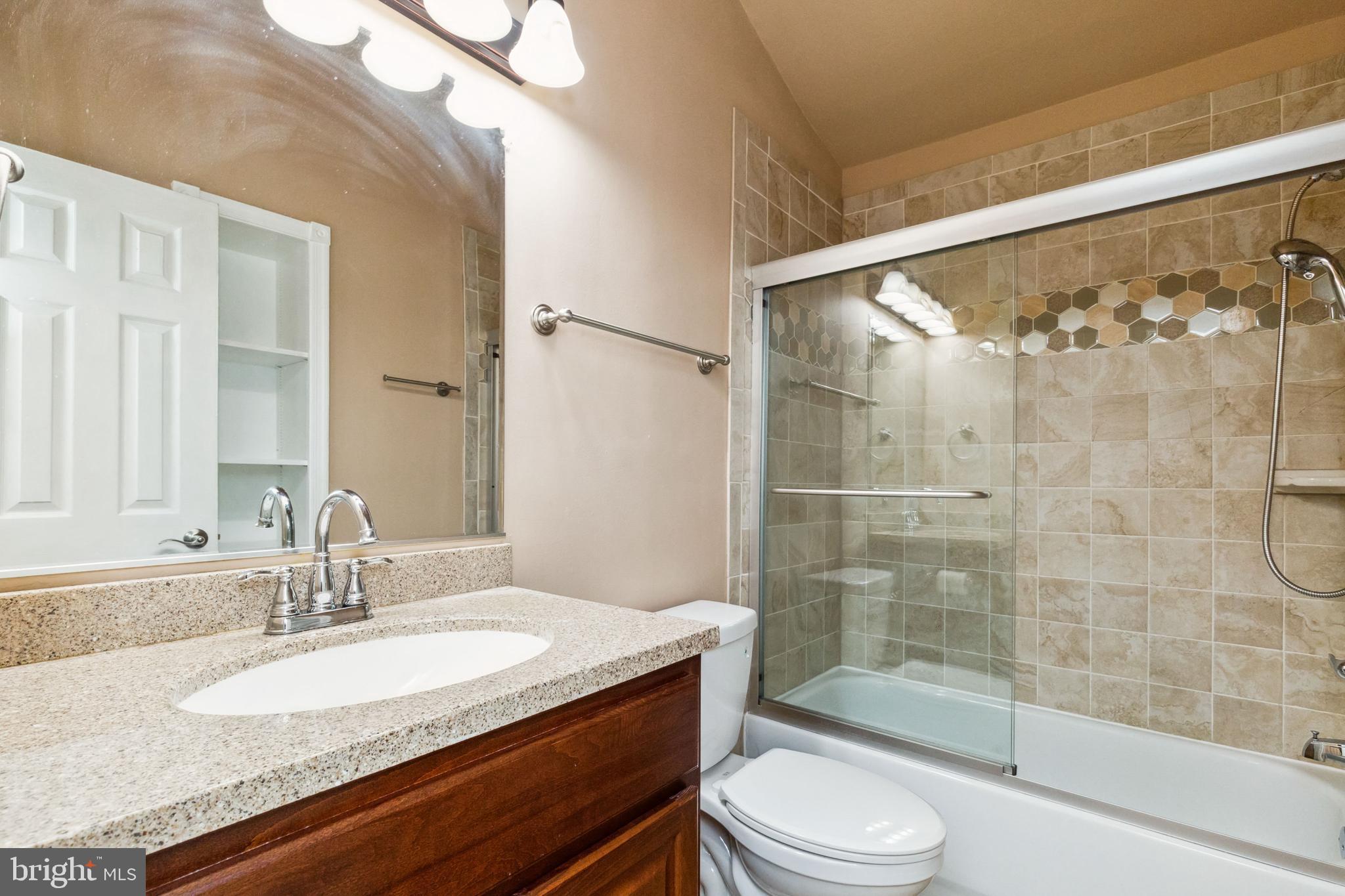 PINE TREE - Residential