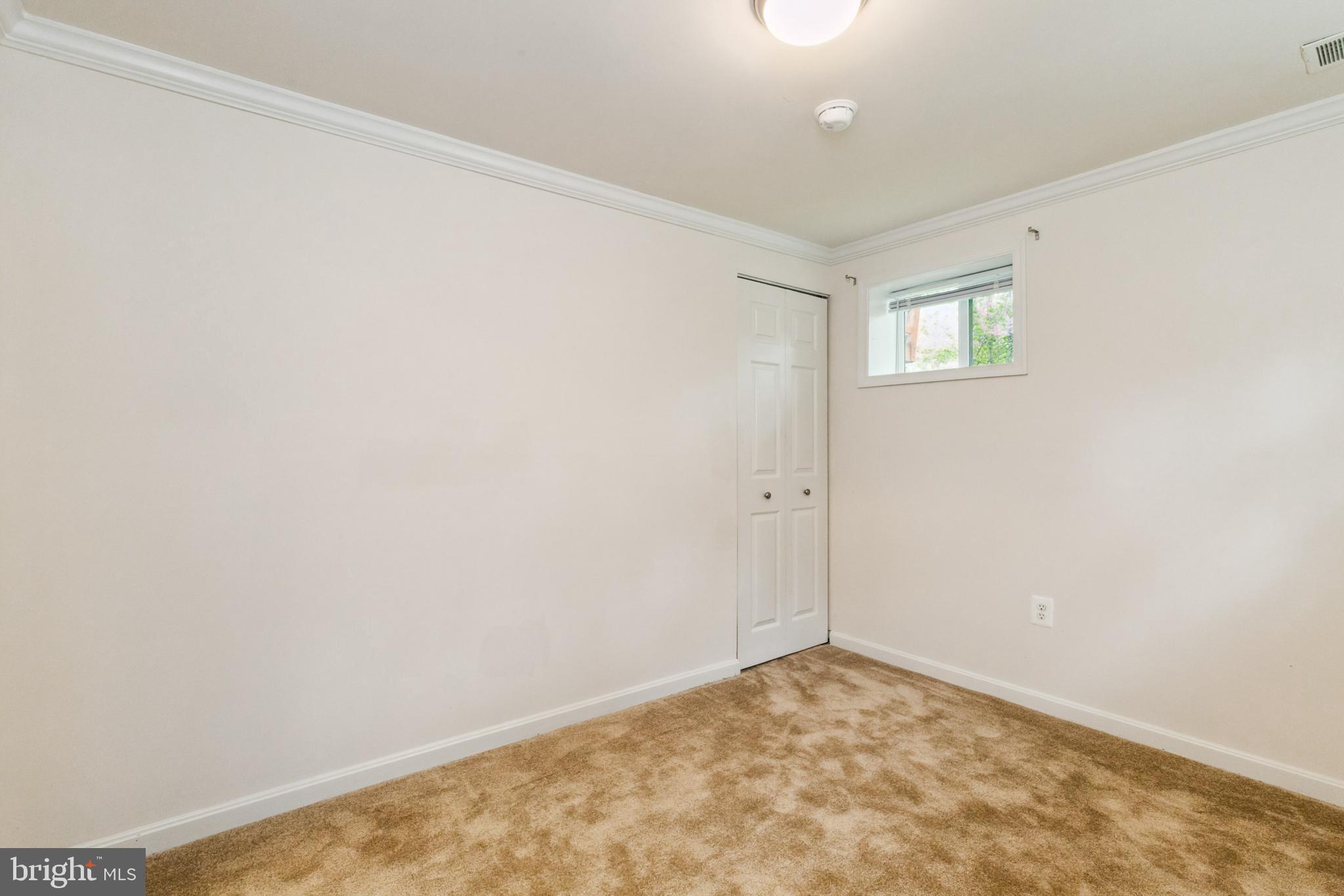 PINE TREE - Residential