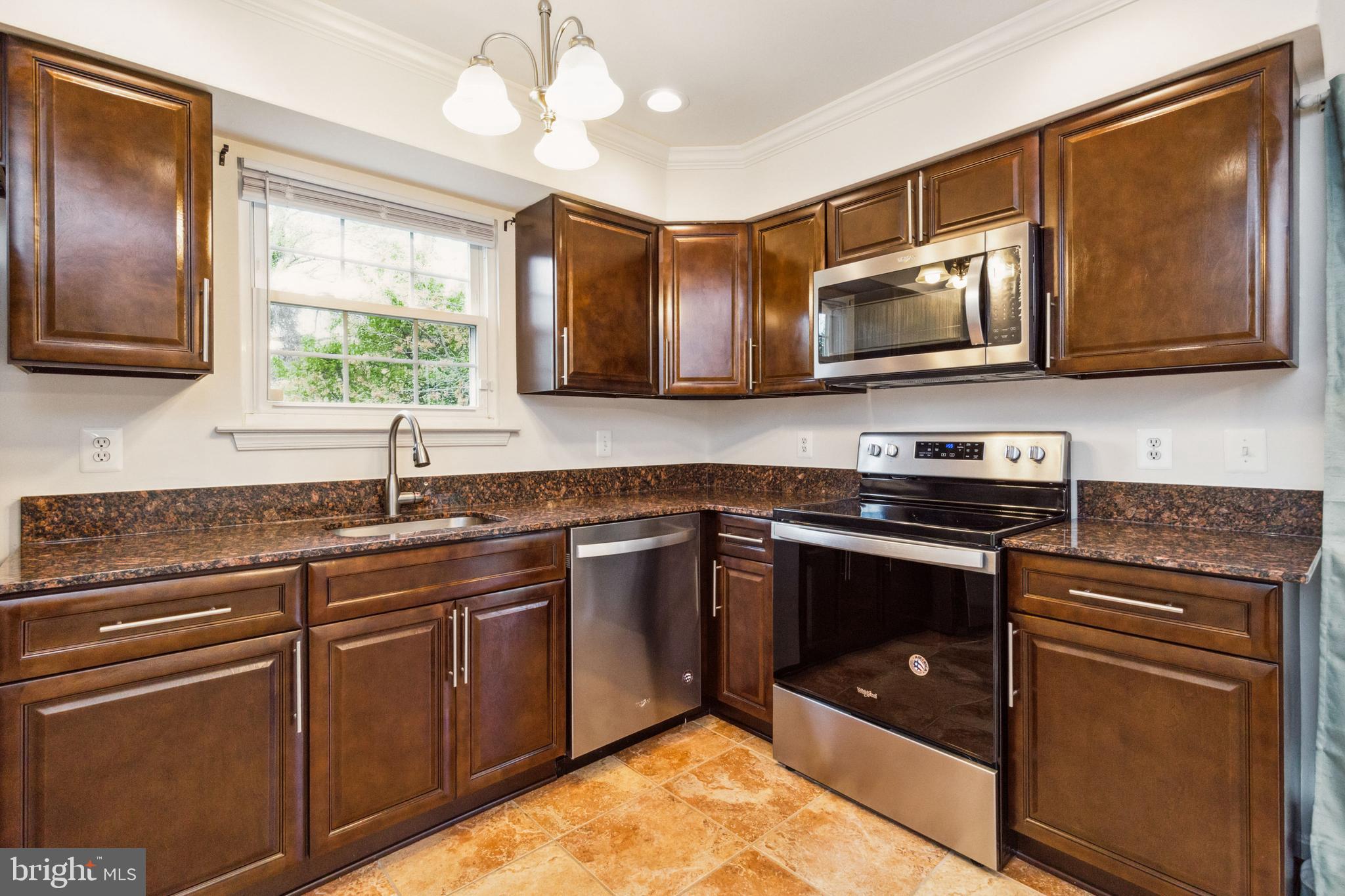 PINE TREE - Residential