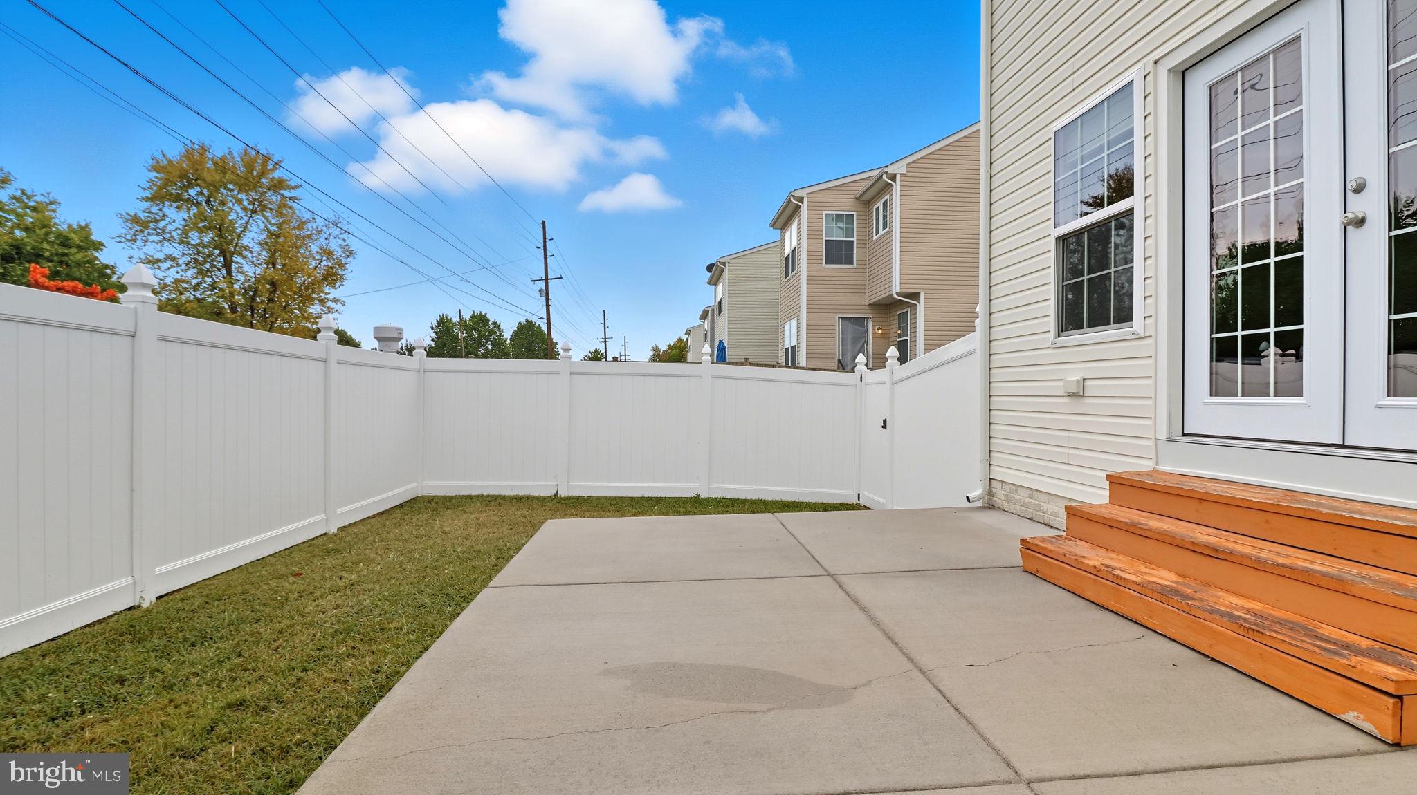 MANOR PARK - Residential