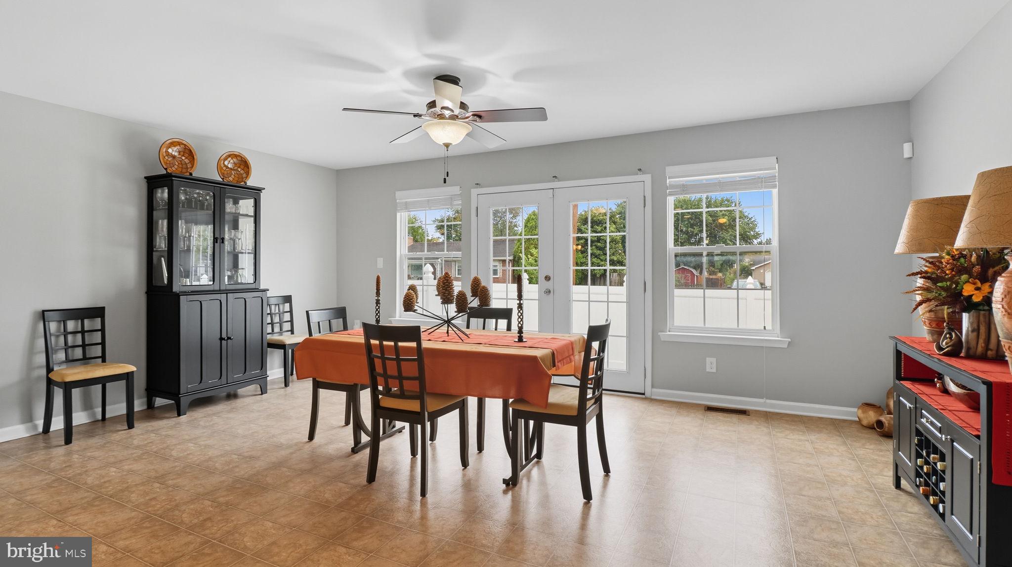 MANOR PARK - Residential