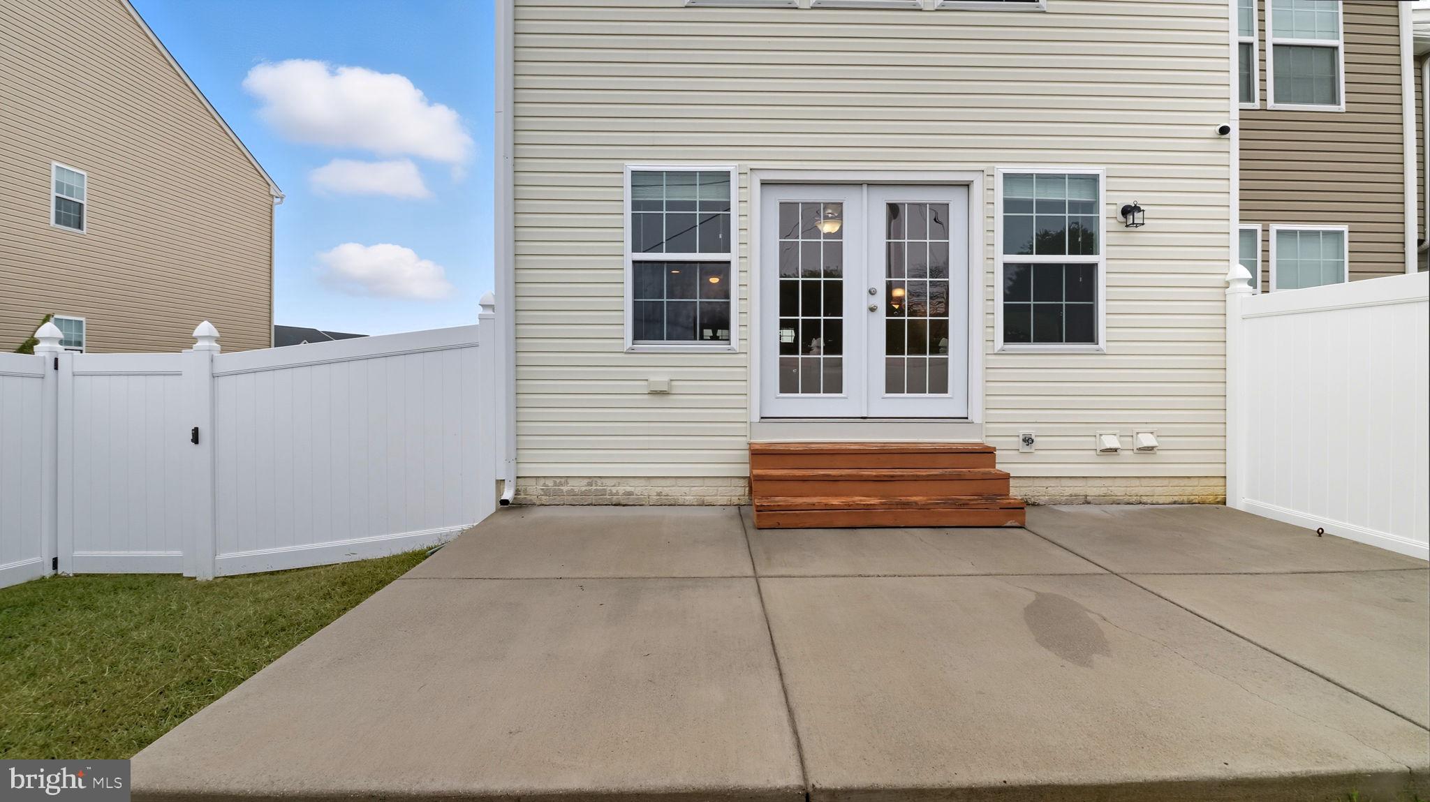 MANOR PARK - Residential