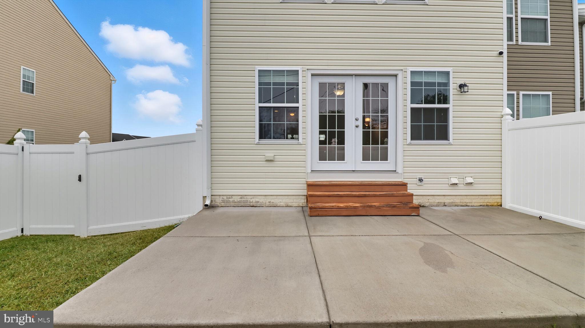 MANOR PARK - Residential