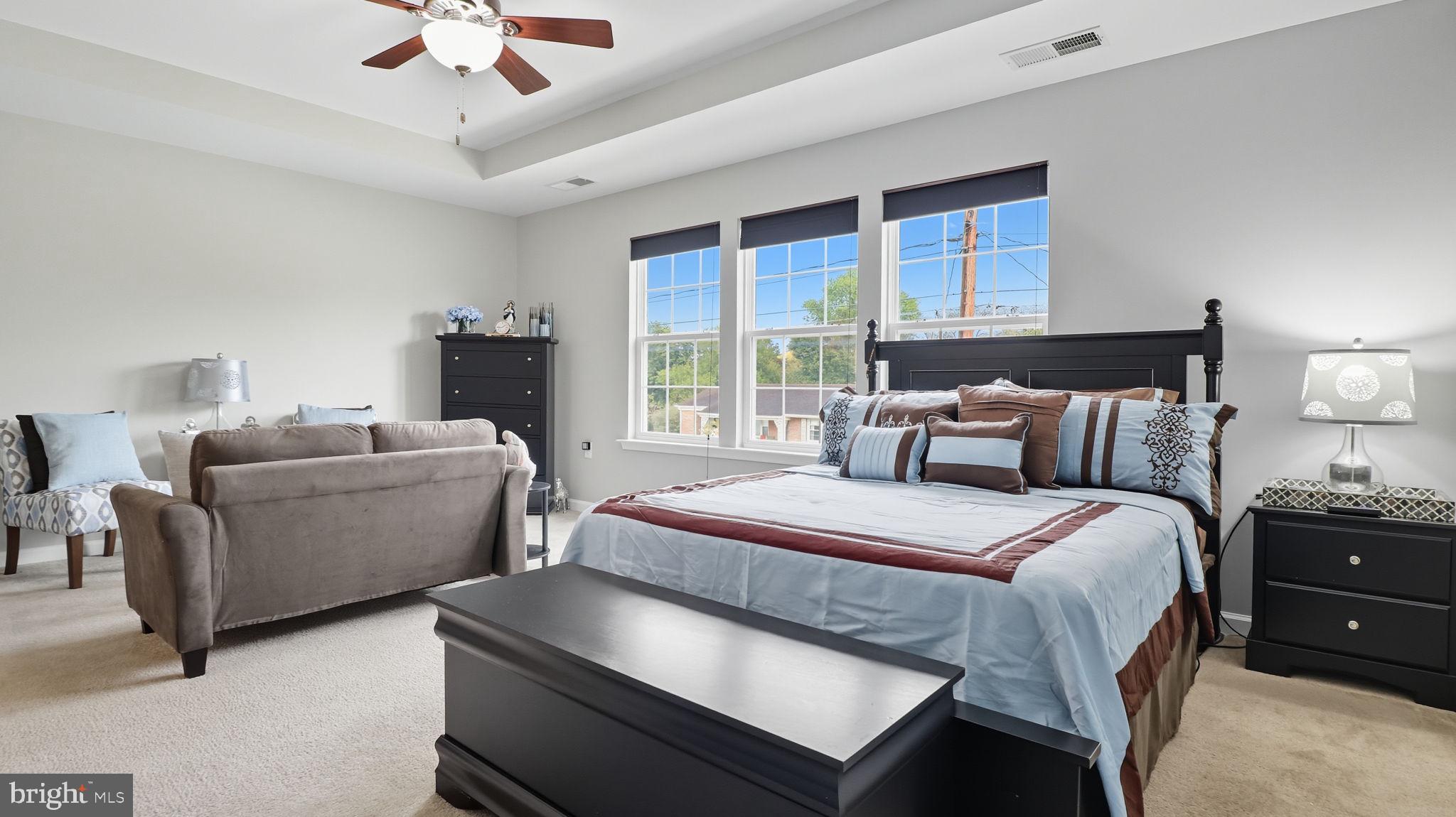 MANOR PARK - Residential