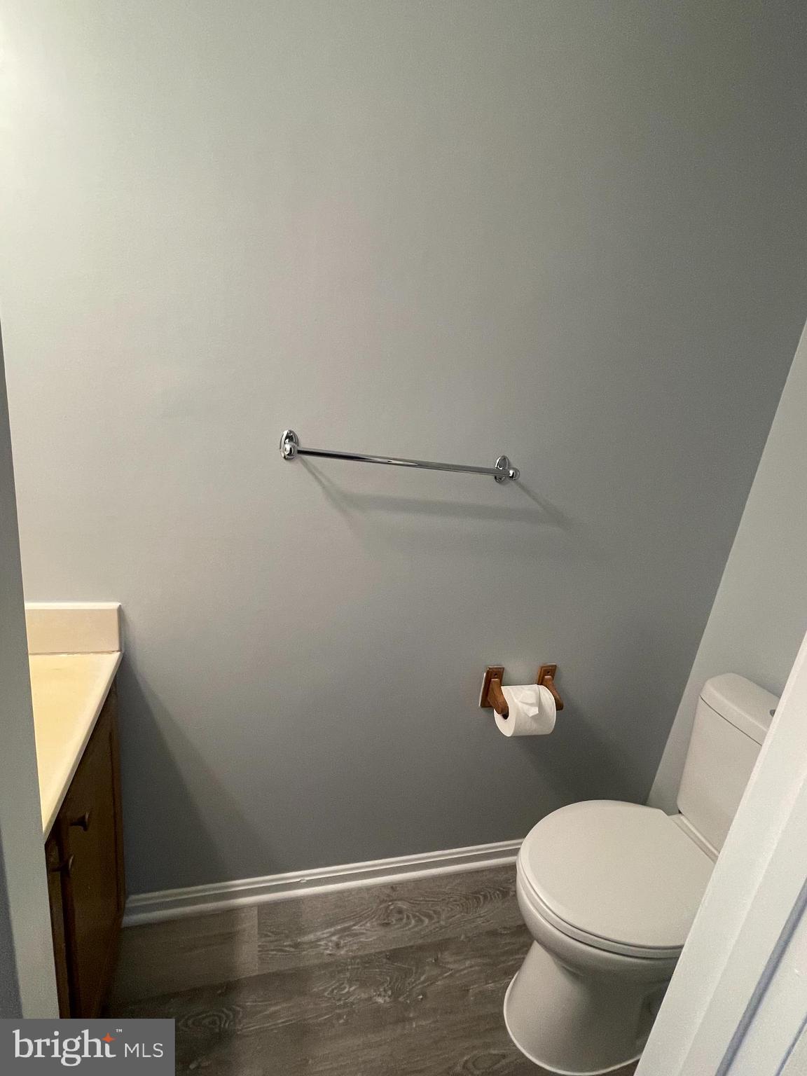 ENFIELD CHASE PLAT THREE - Residential Lease