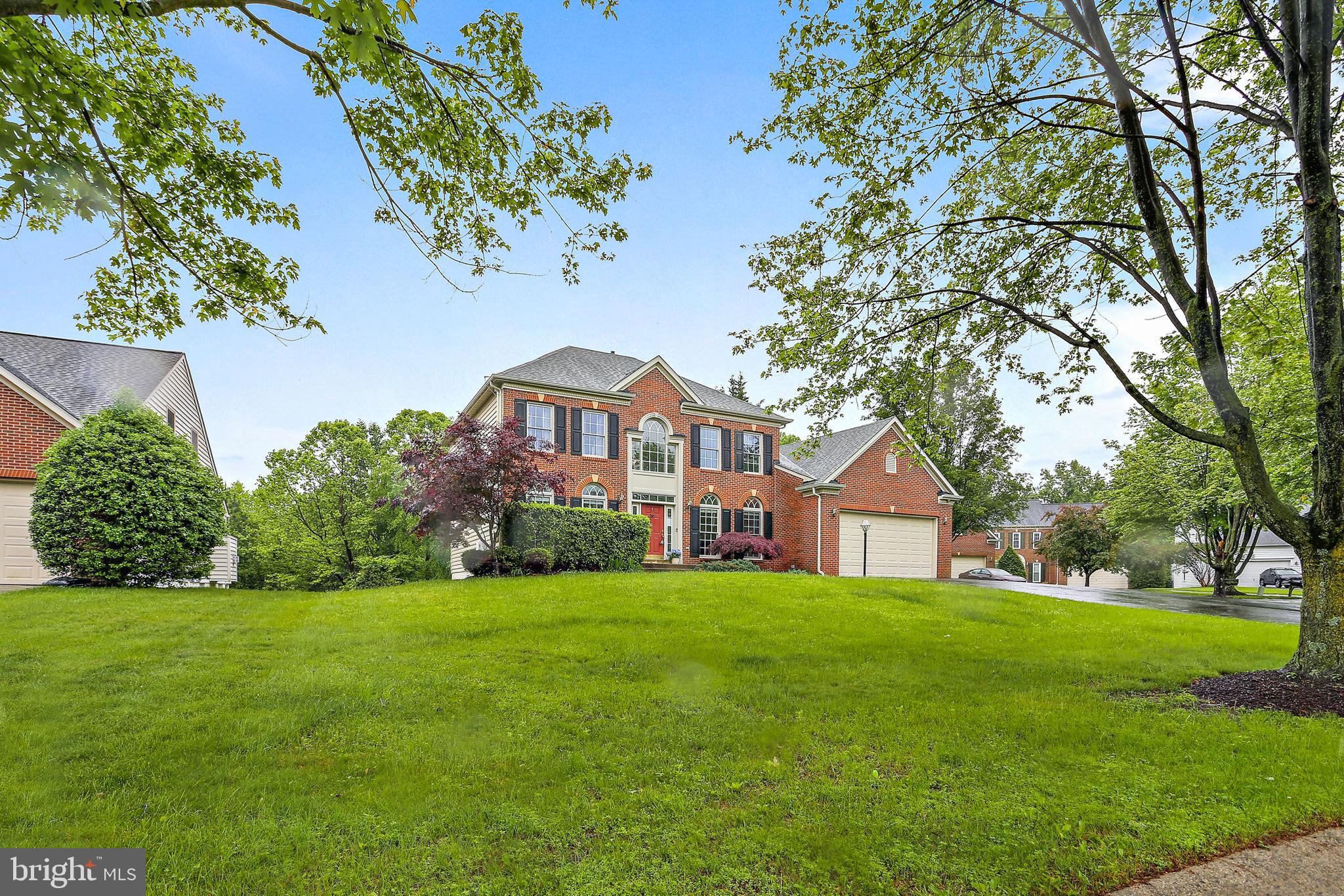 11373 BISHOPS GATE LANE