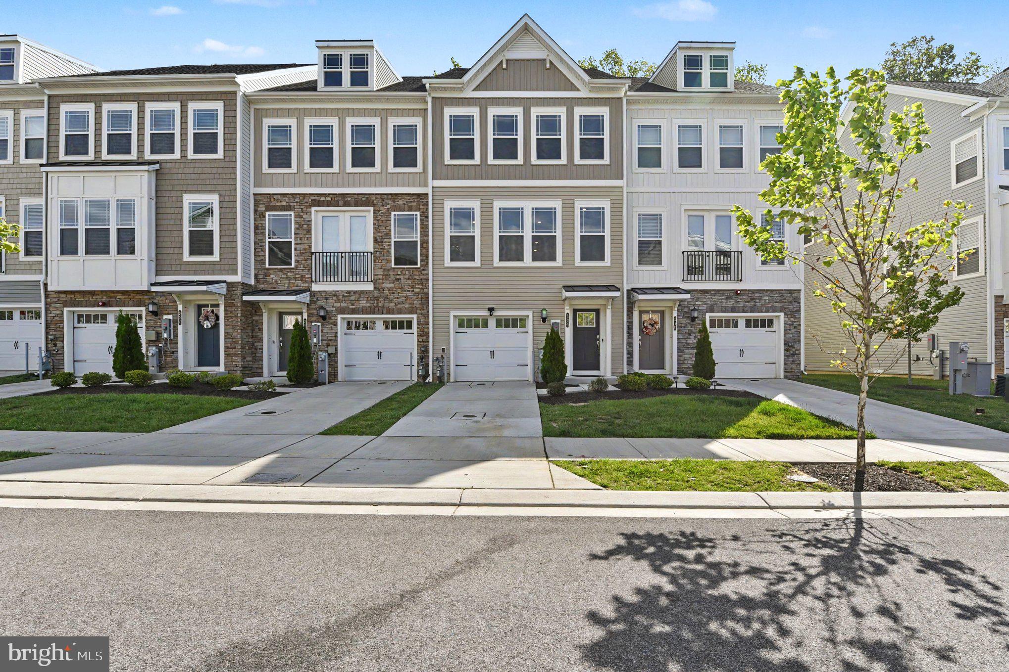 238 WATERSTONE RD