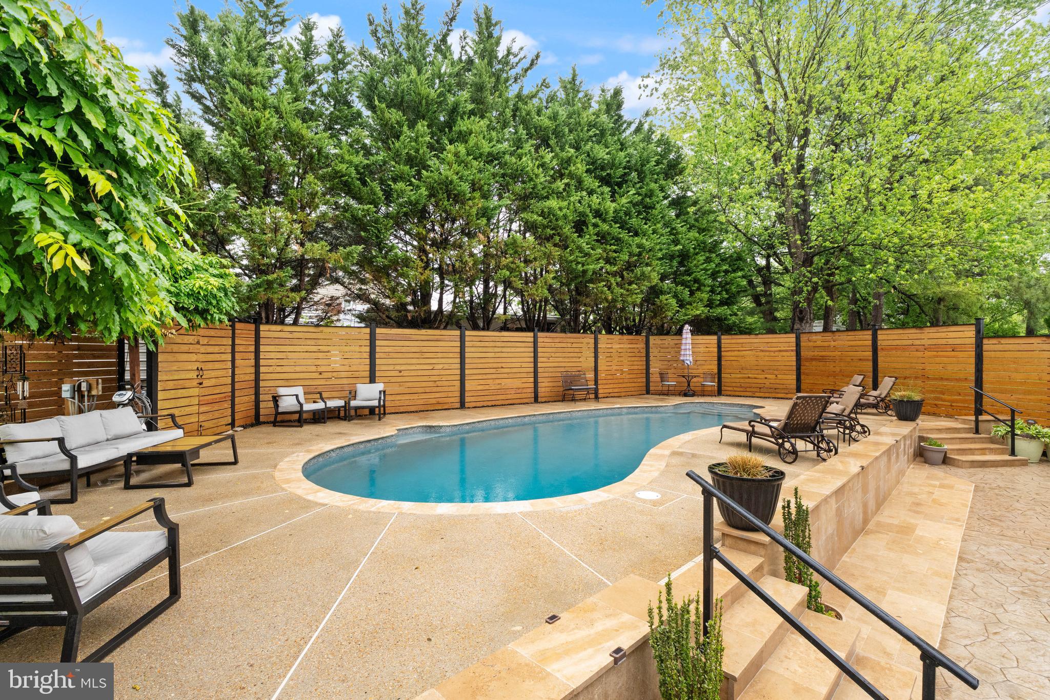 HYNSON KNOLLS - Residential