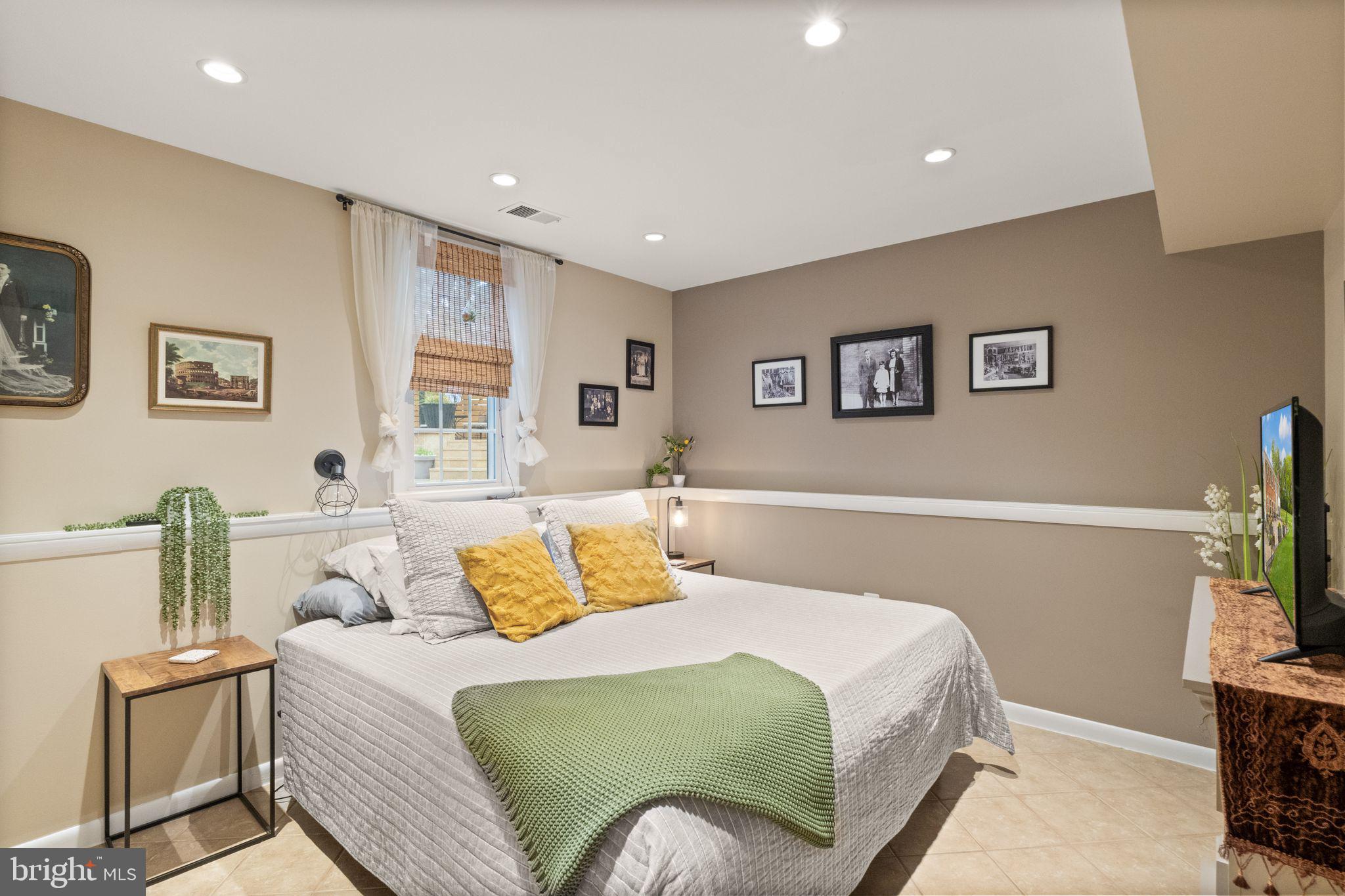 HYNSON KNOLLS - Residential