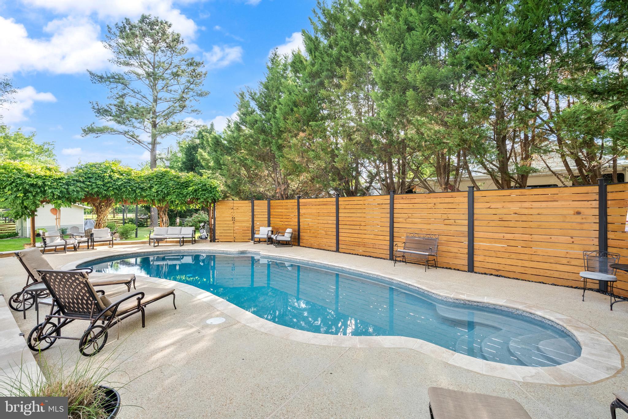 HYNSON KNOLLS - Residential