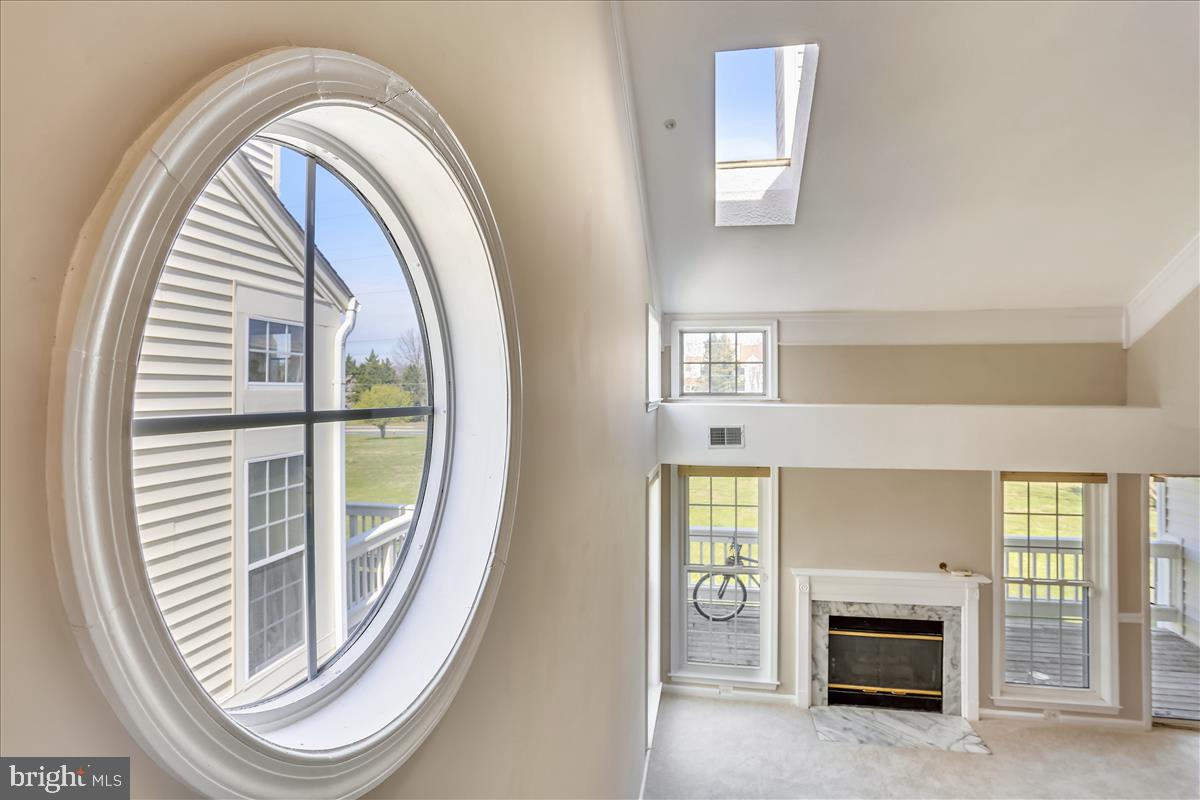 KINGSTOWNE - Residential Lease