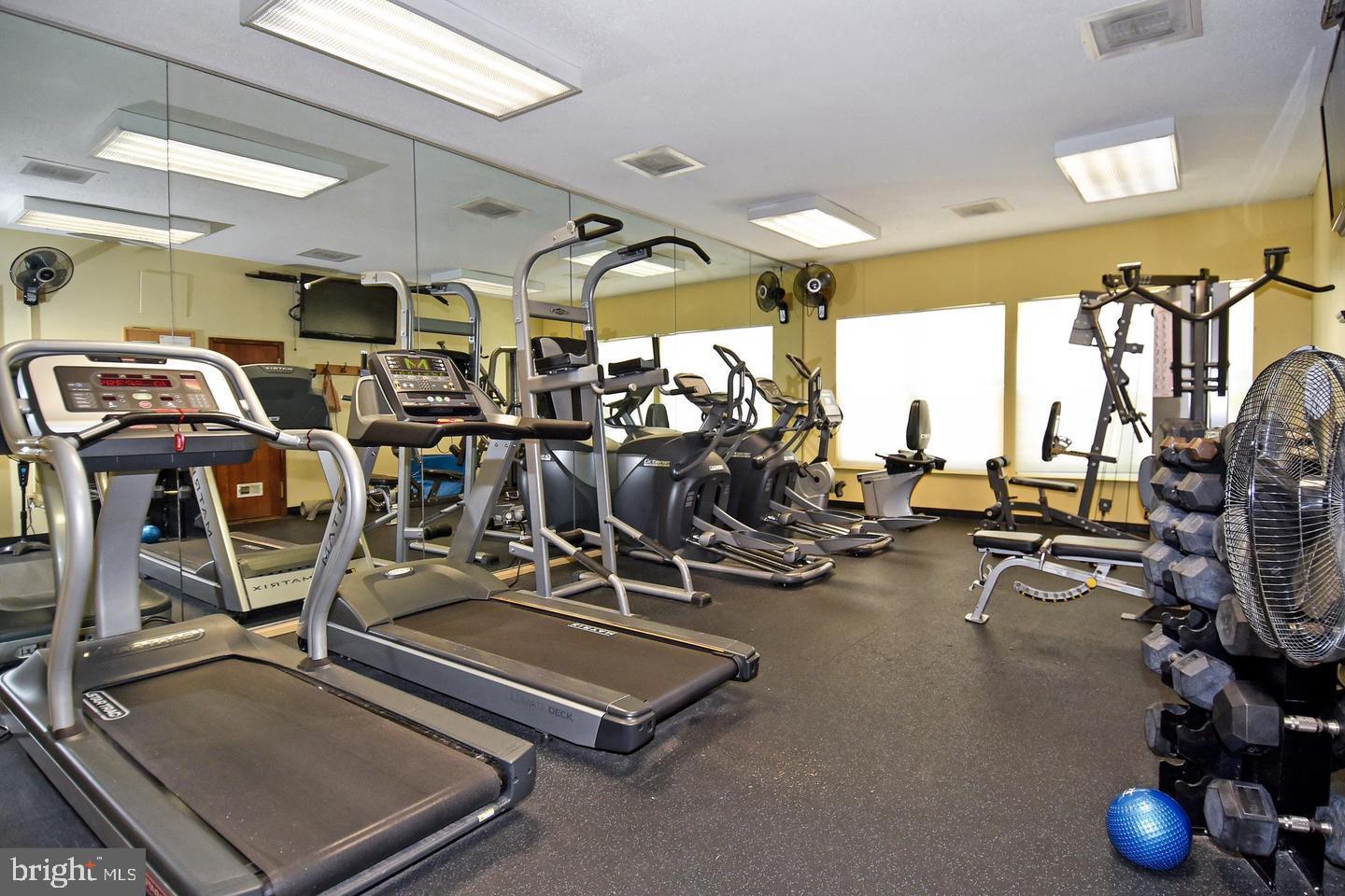 ASTORIA CONDOMINIUM - Residential