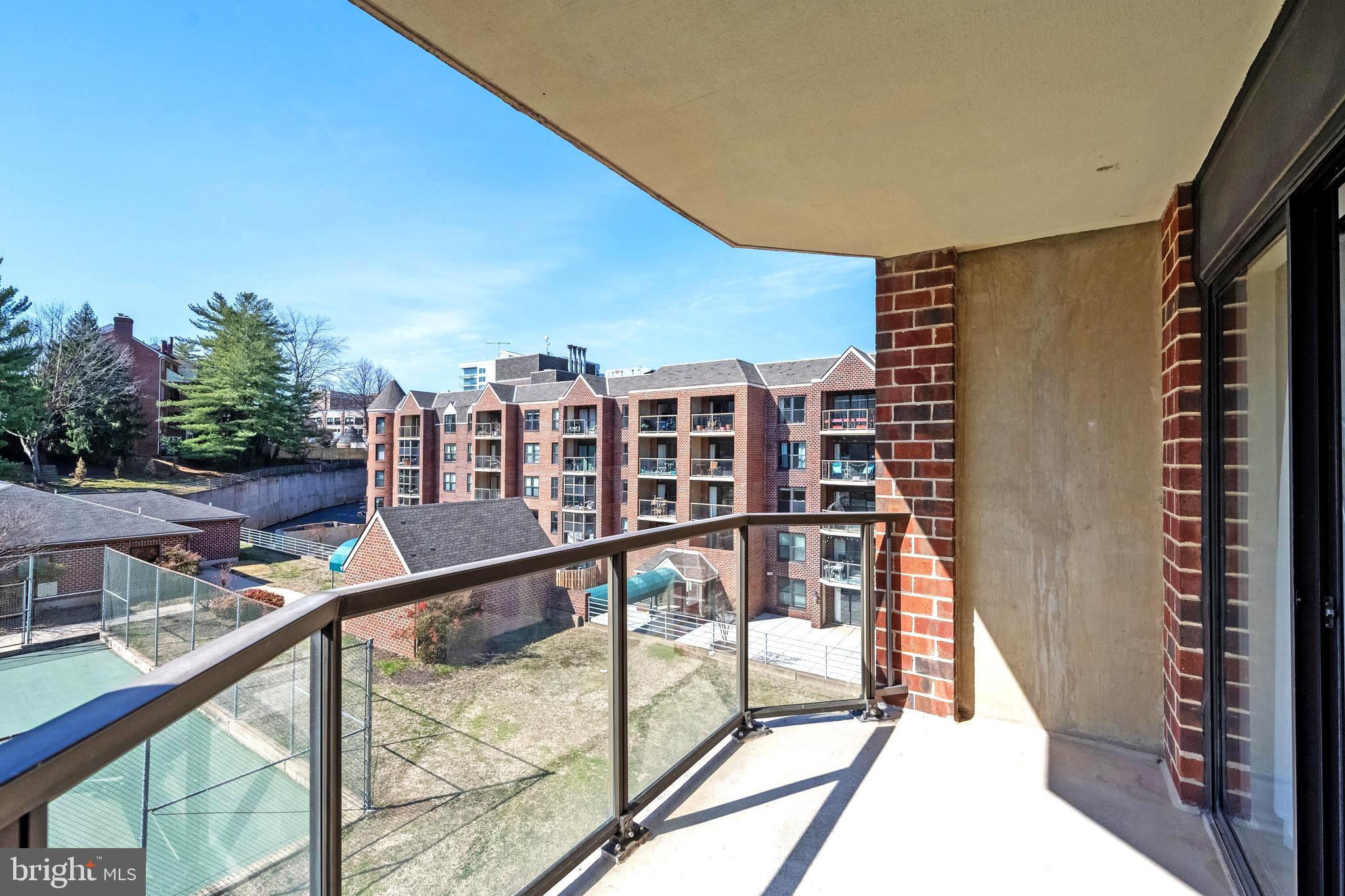 ASTORIA CONDOMINIUM - Residential