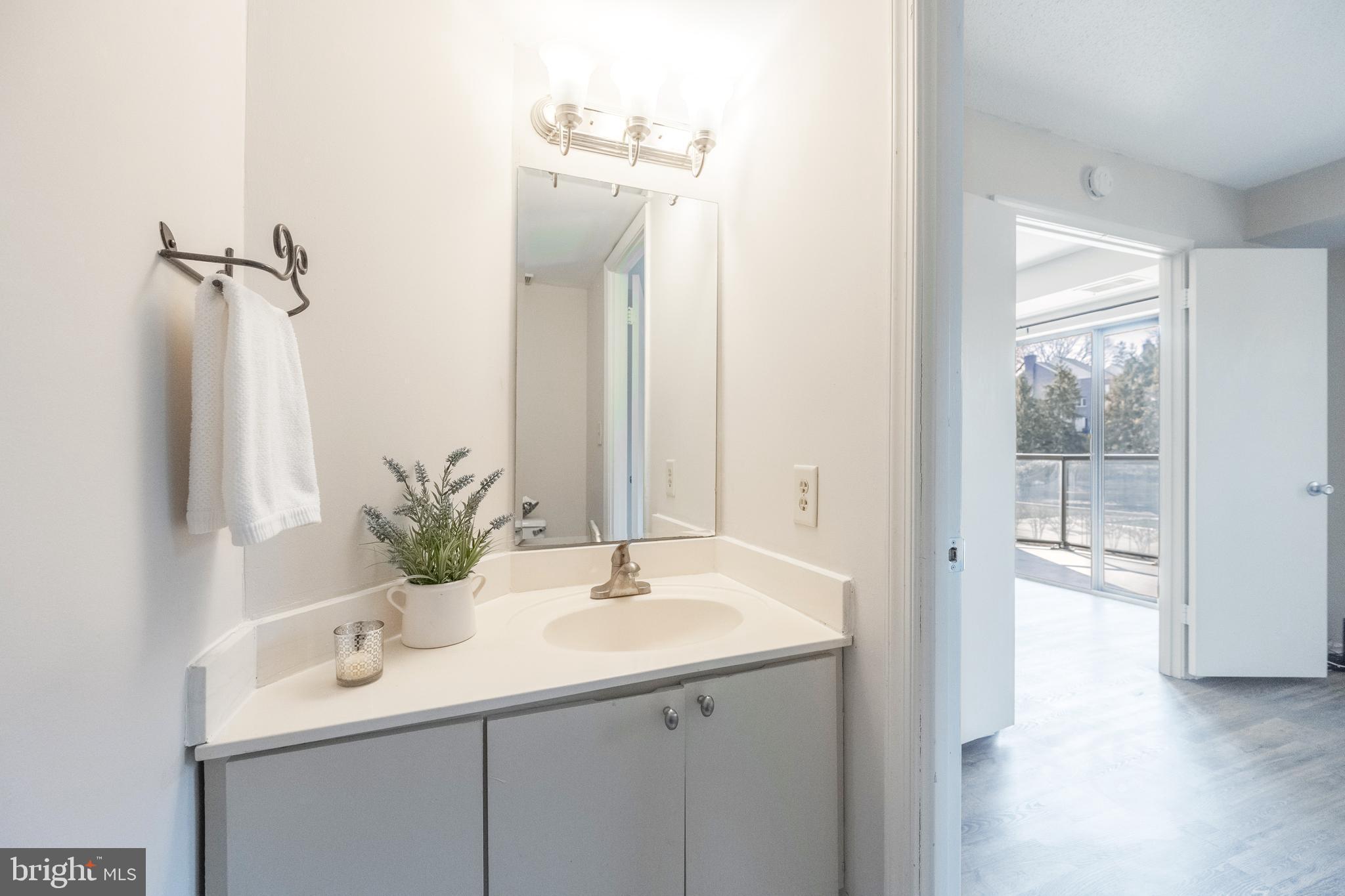 ASTORIA CONDOMINIUM - Residential