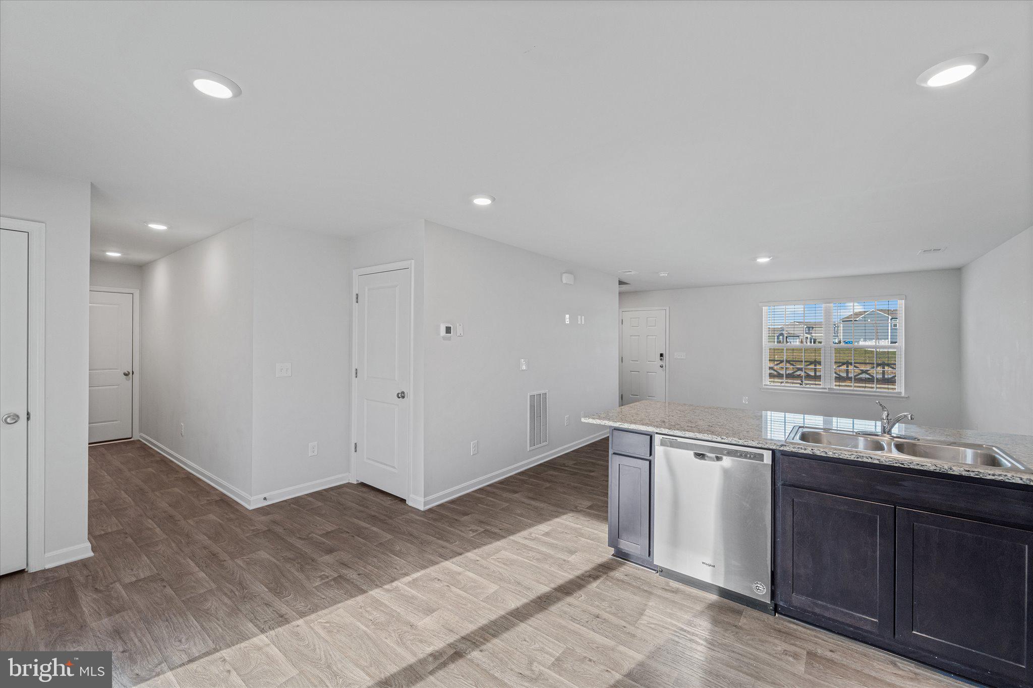 SHENANDOAH CROSSING - Residential Lease