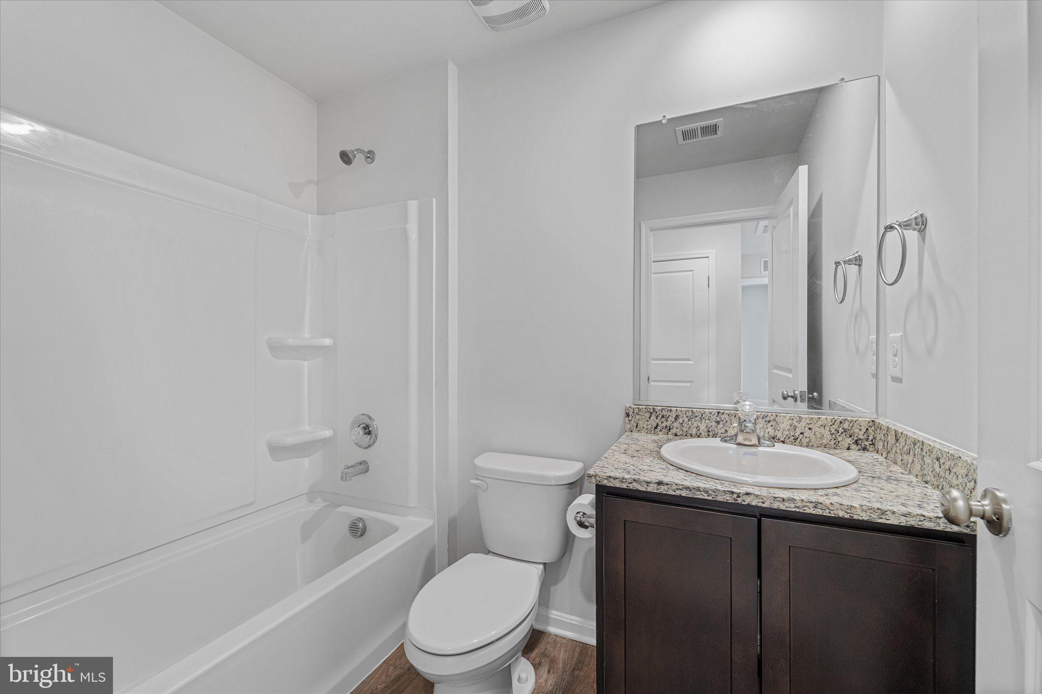 SHENANDOAH CROSSING - Residential Lease