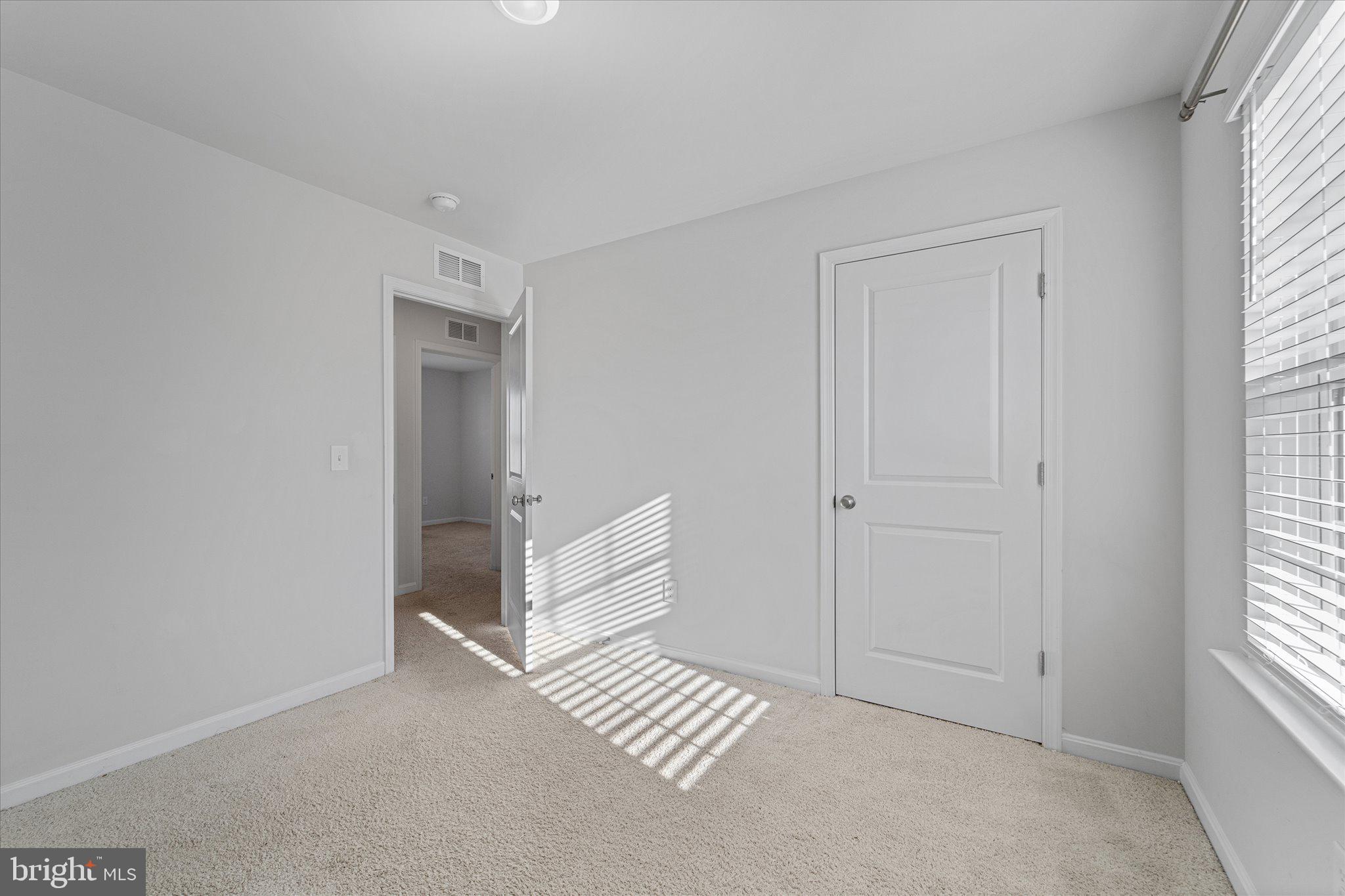 SHENANDOAH CROSSING - Residential Lease