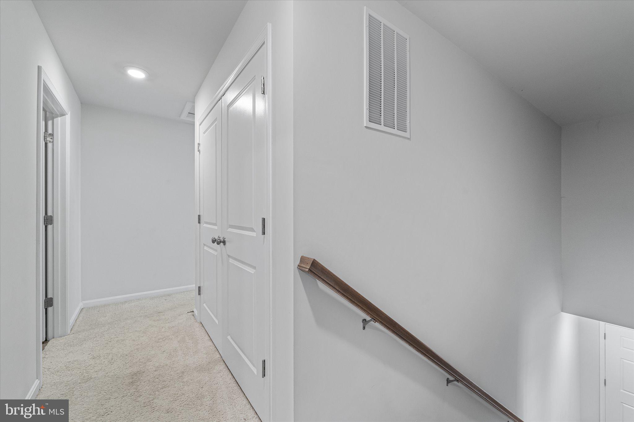 SHENANDOAH CROSSING - Residential Lease