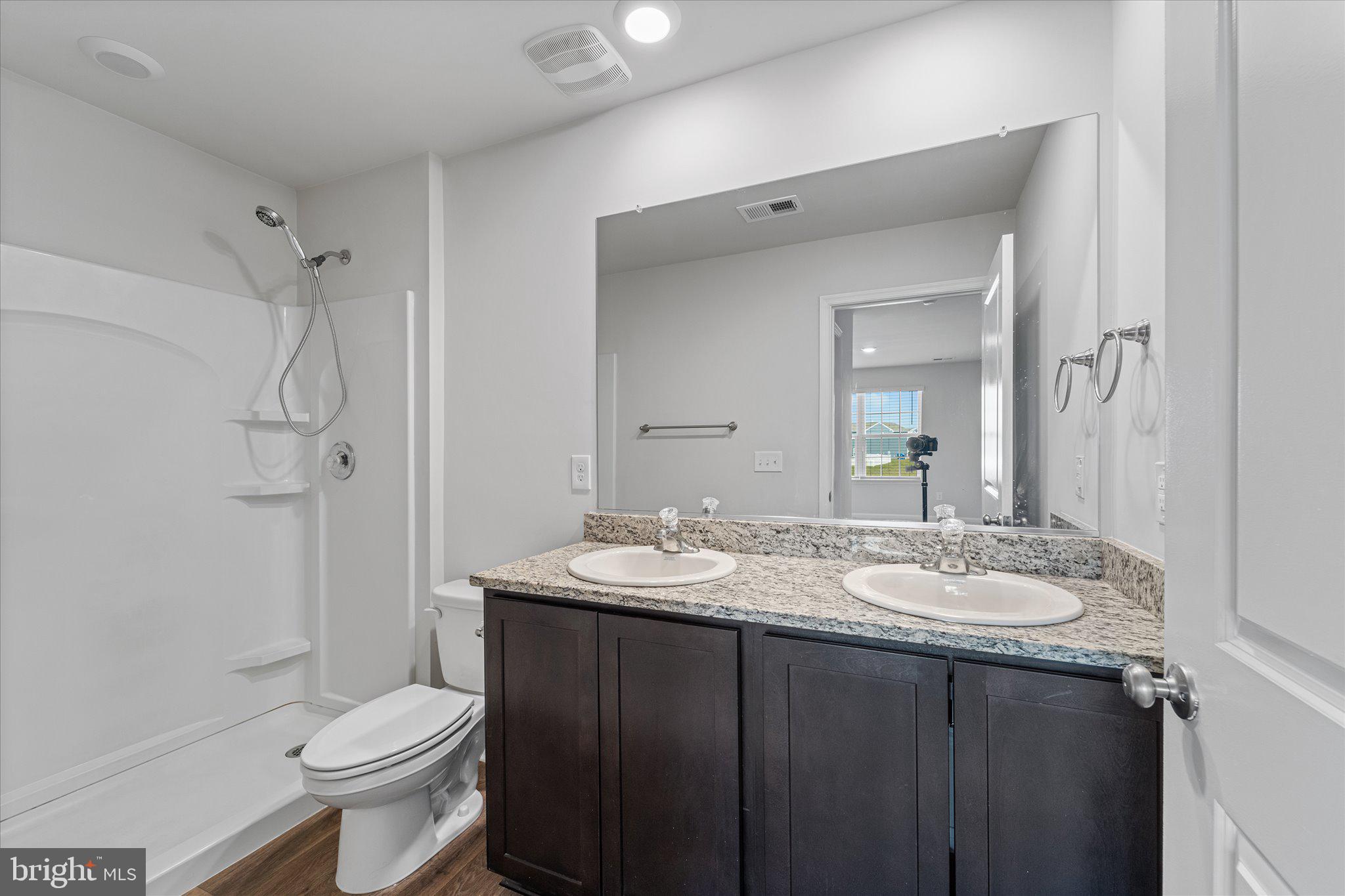 SHENANDOAH CROSSING - Residential Lease