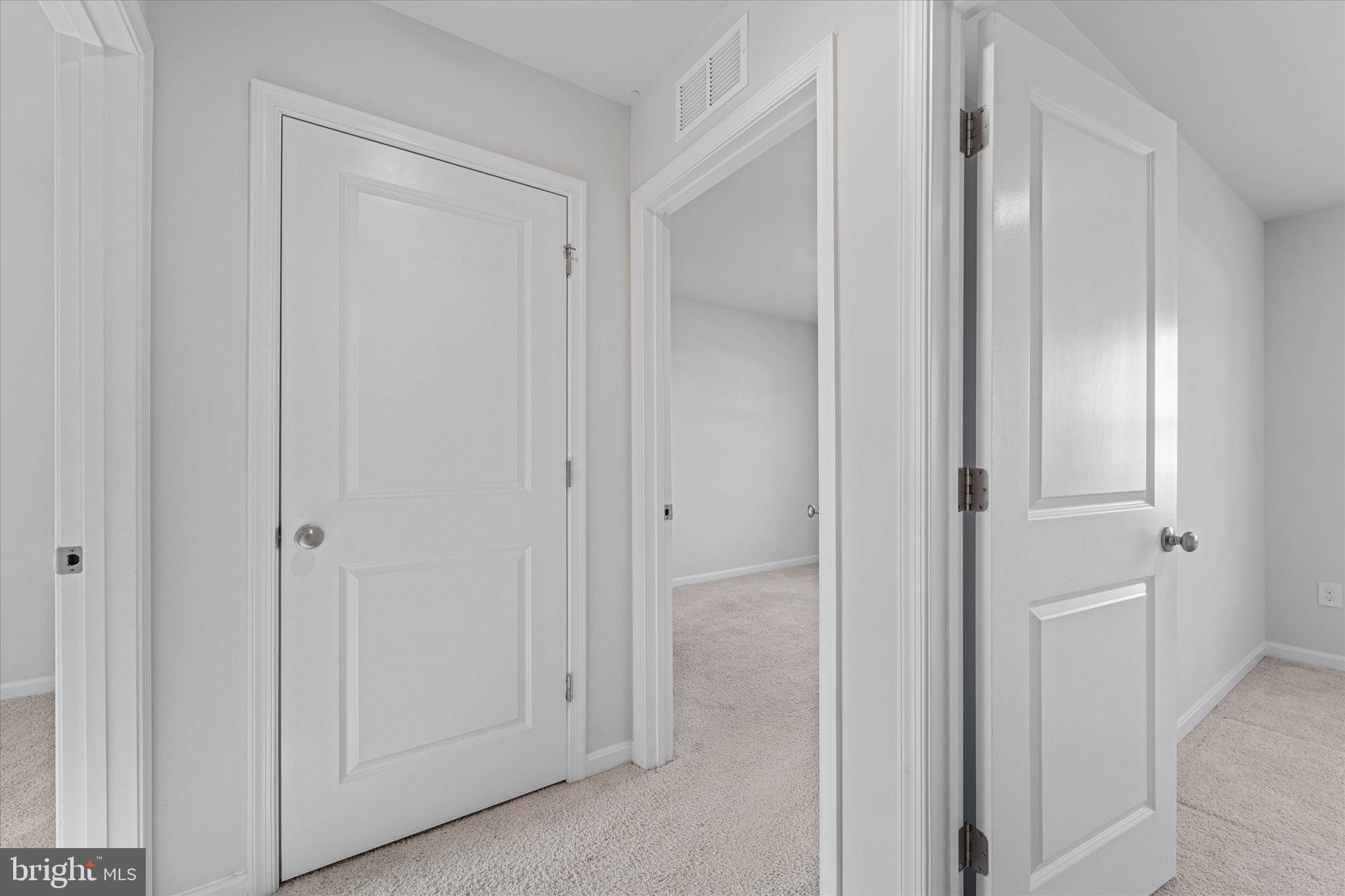 SHENANDOAH CROSSING - Residential Lease