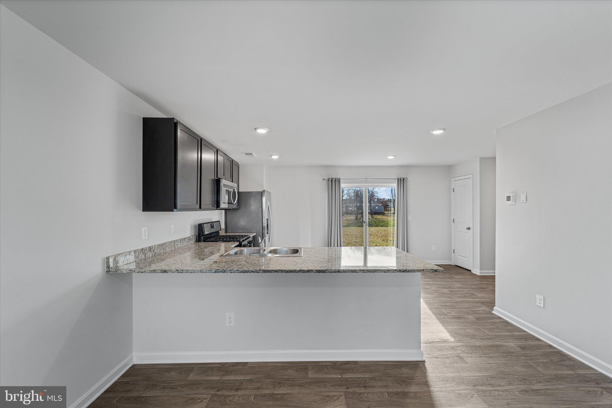 SHENANDOAH CROSSING - Residential Lease