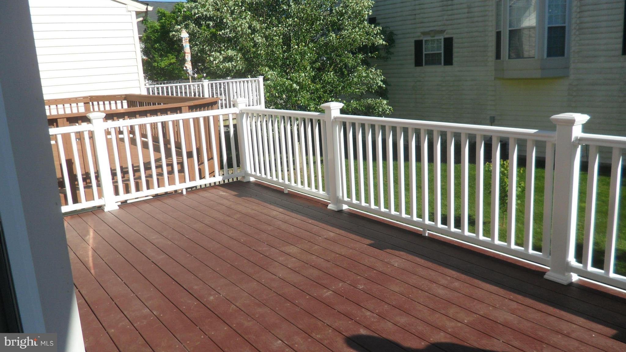 WAVERLY WOODS - Residential Lease