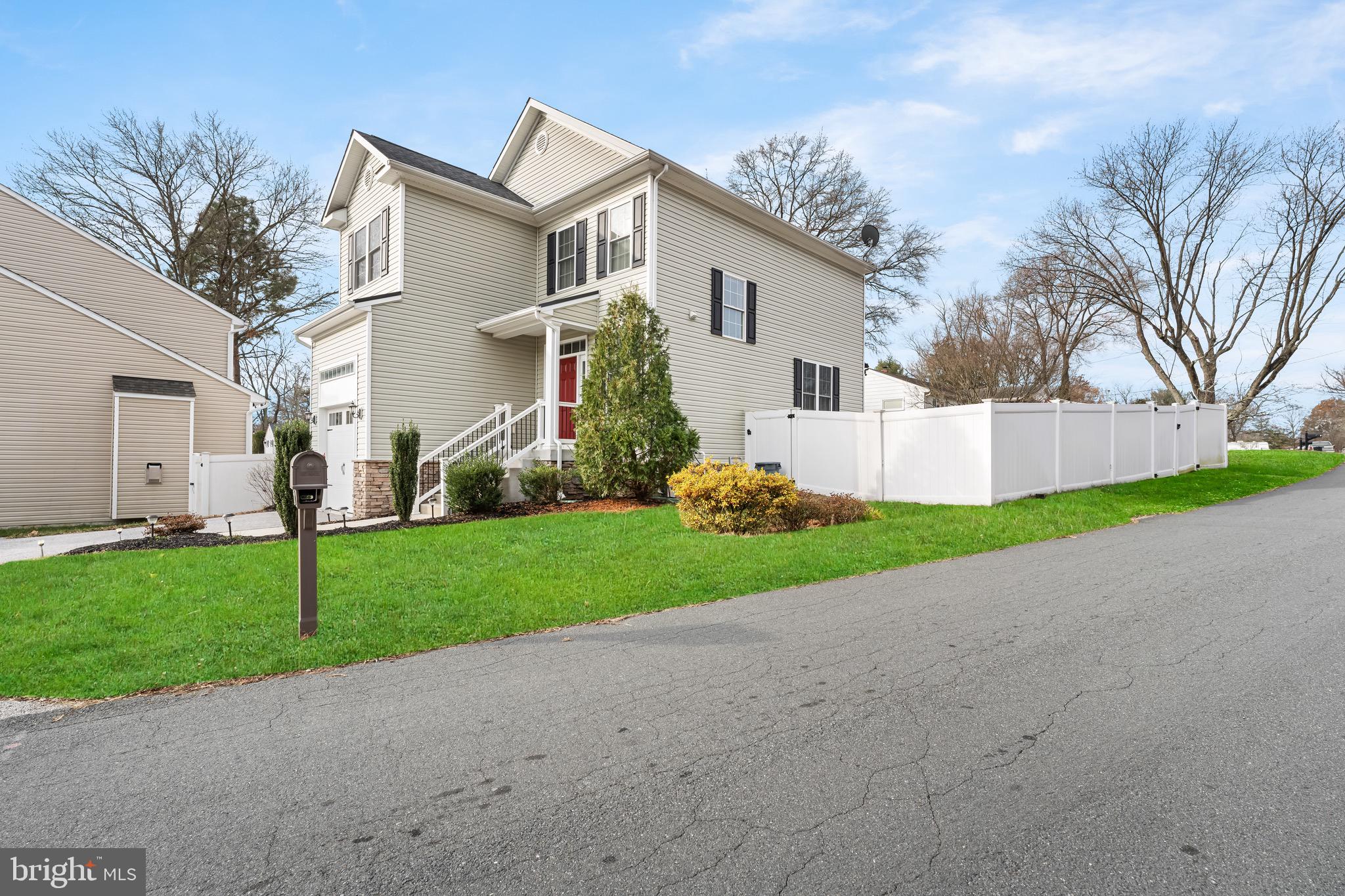 CEDARHURST - Residential