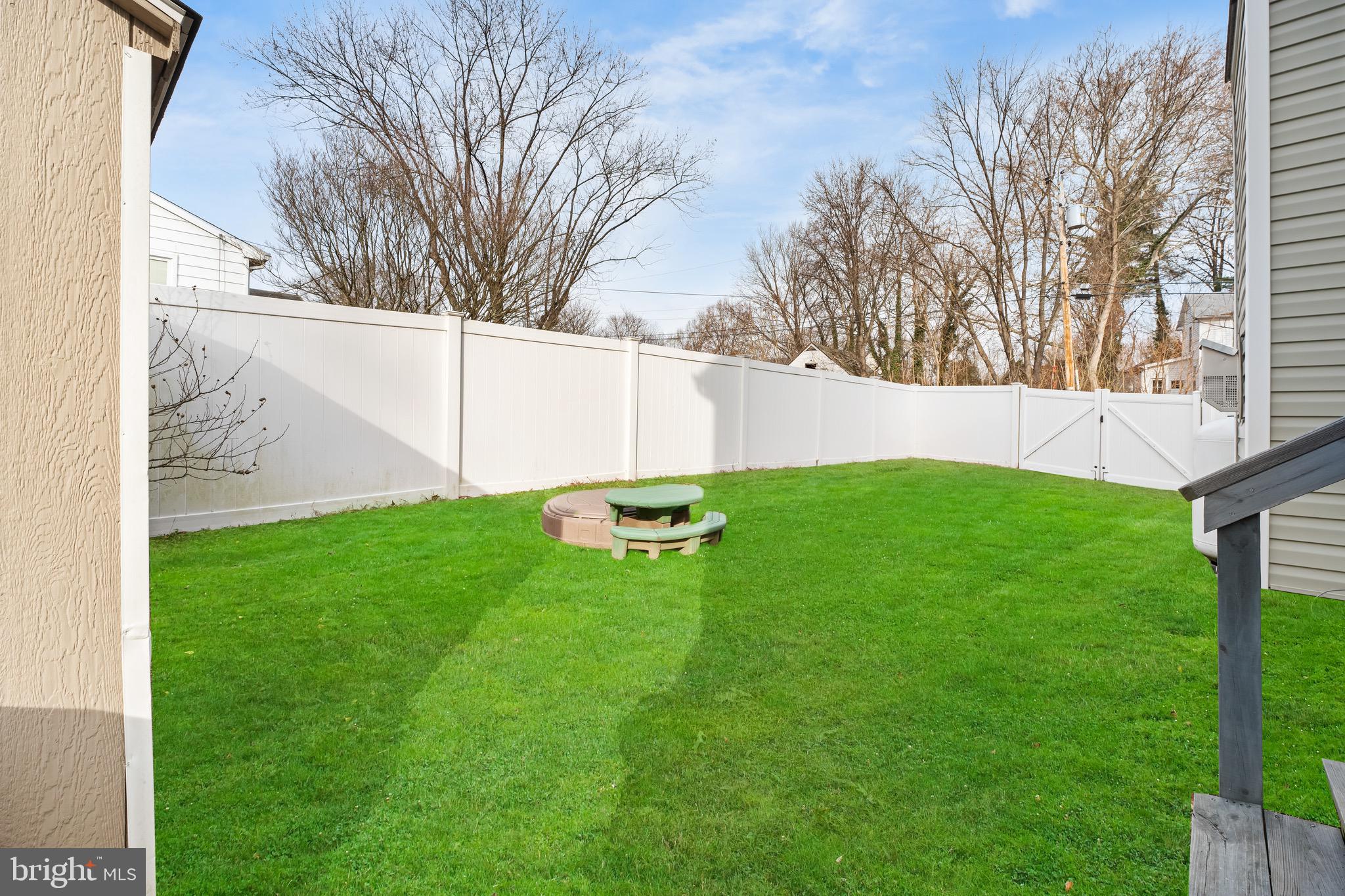 CEDARHURST - Residential