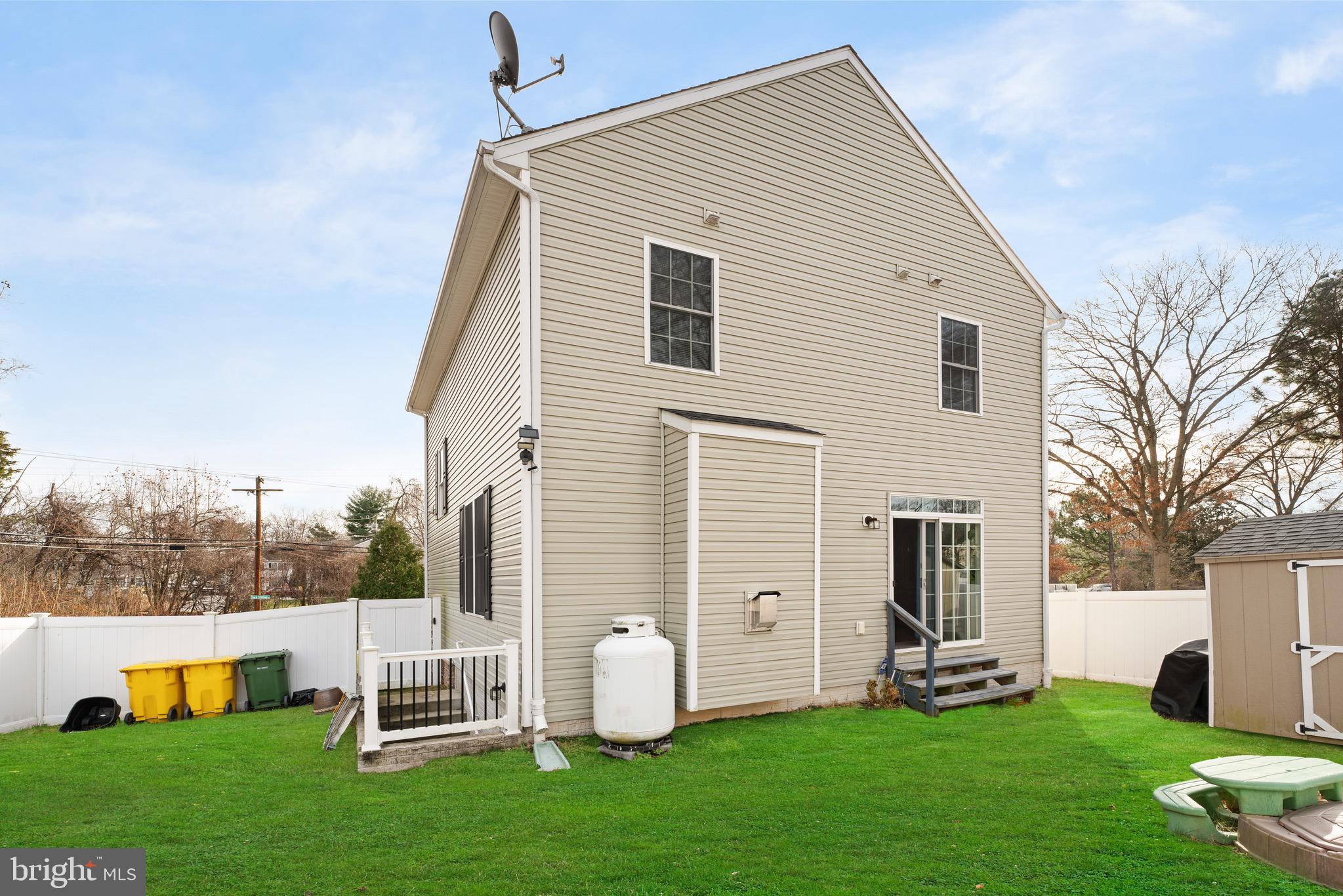 CEDARHURST - Residential