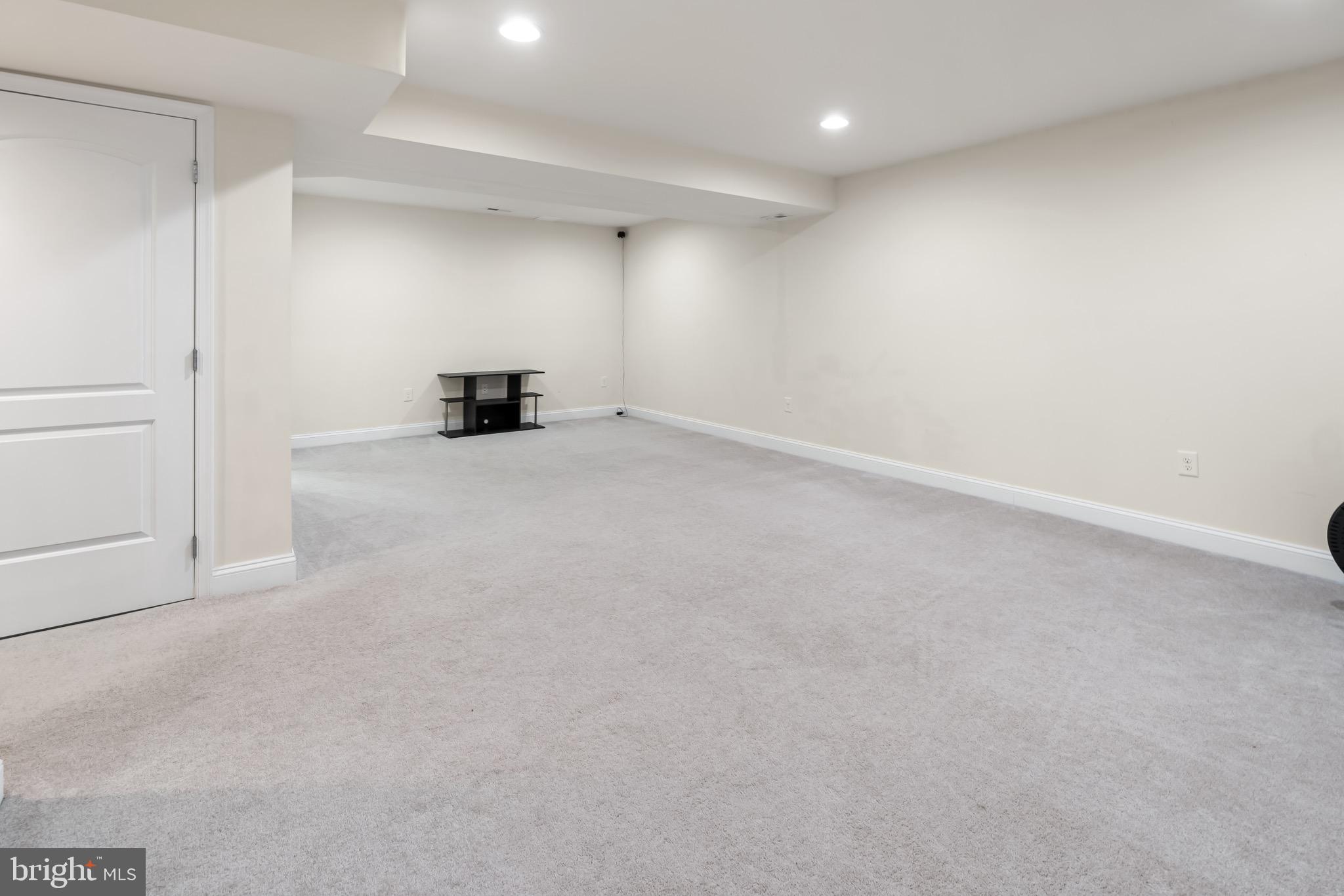 CEDARHURST - Residential