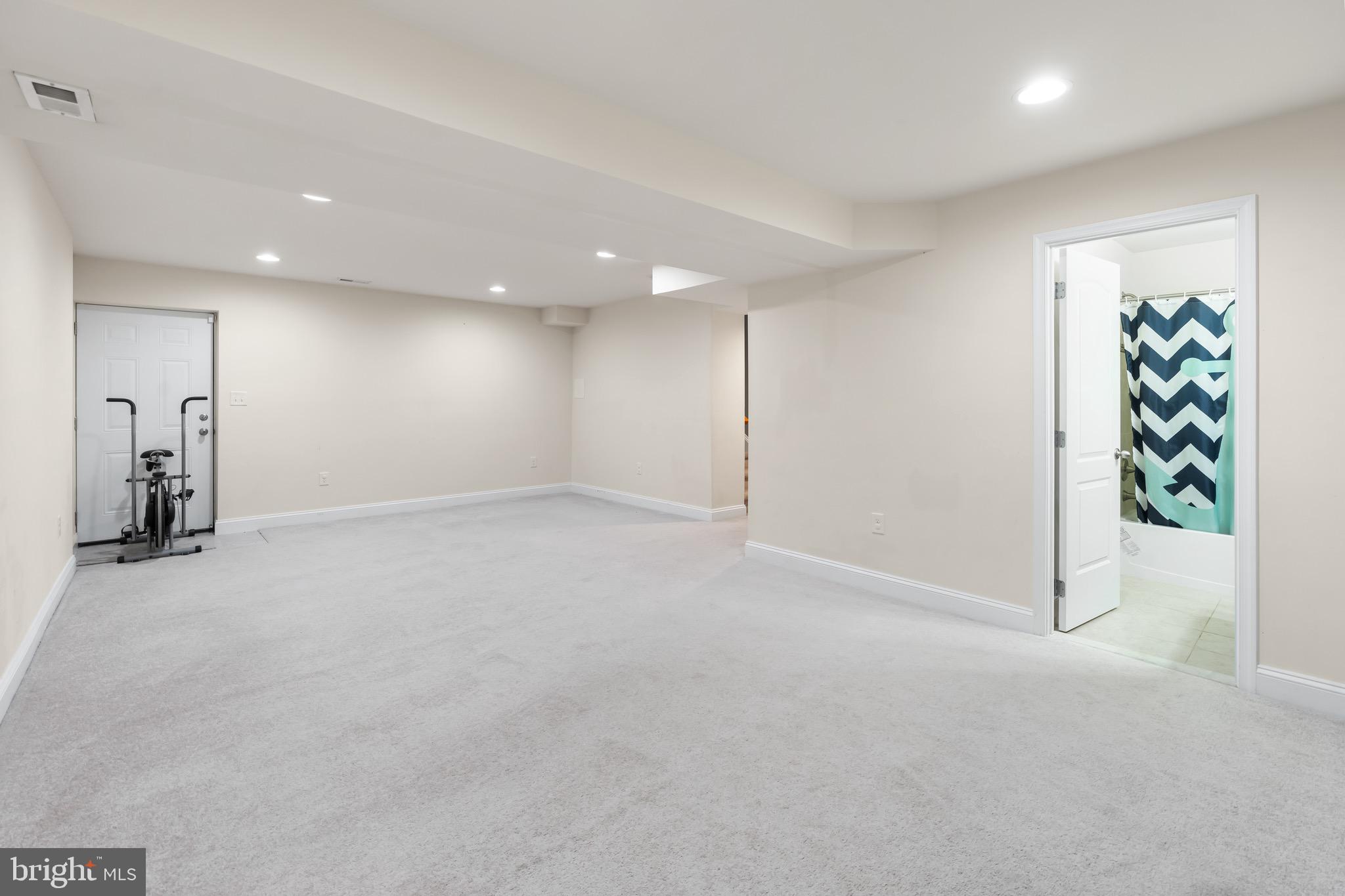 CEDARHURST - Residential