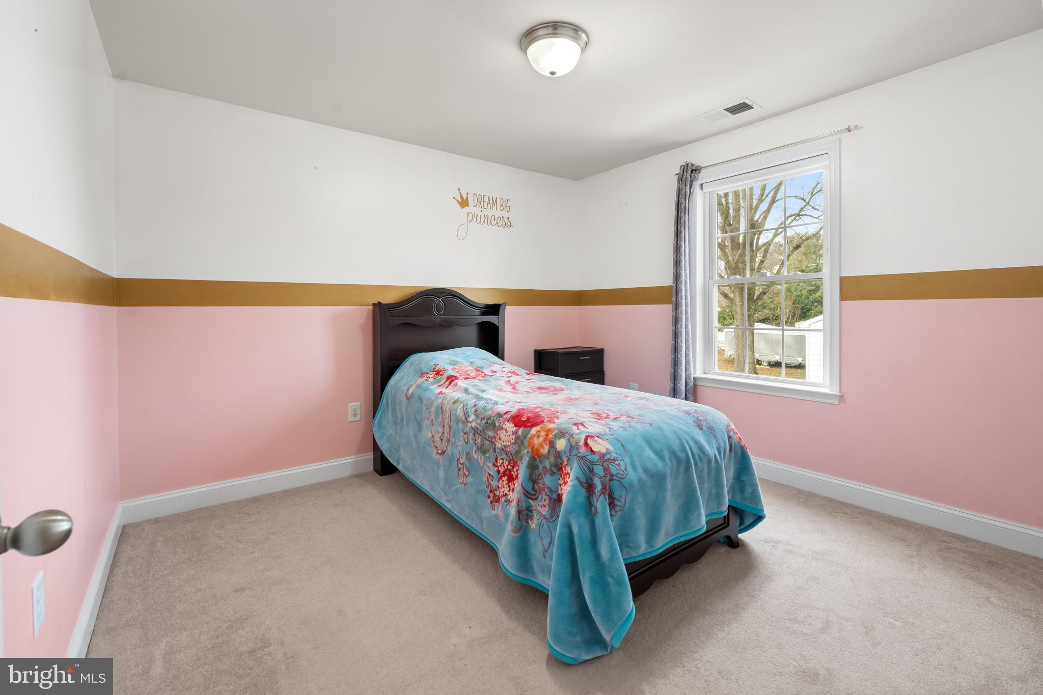 CEDARHURST - Residential