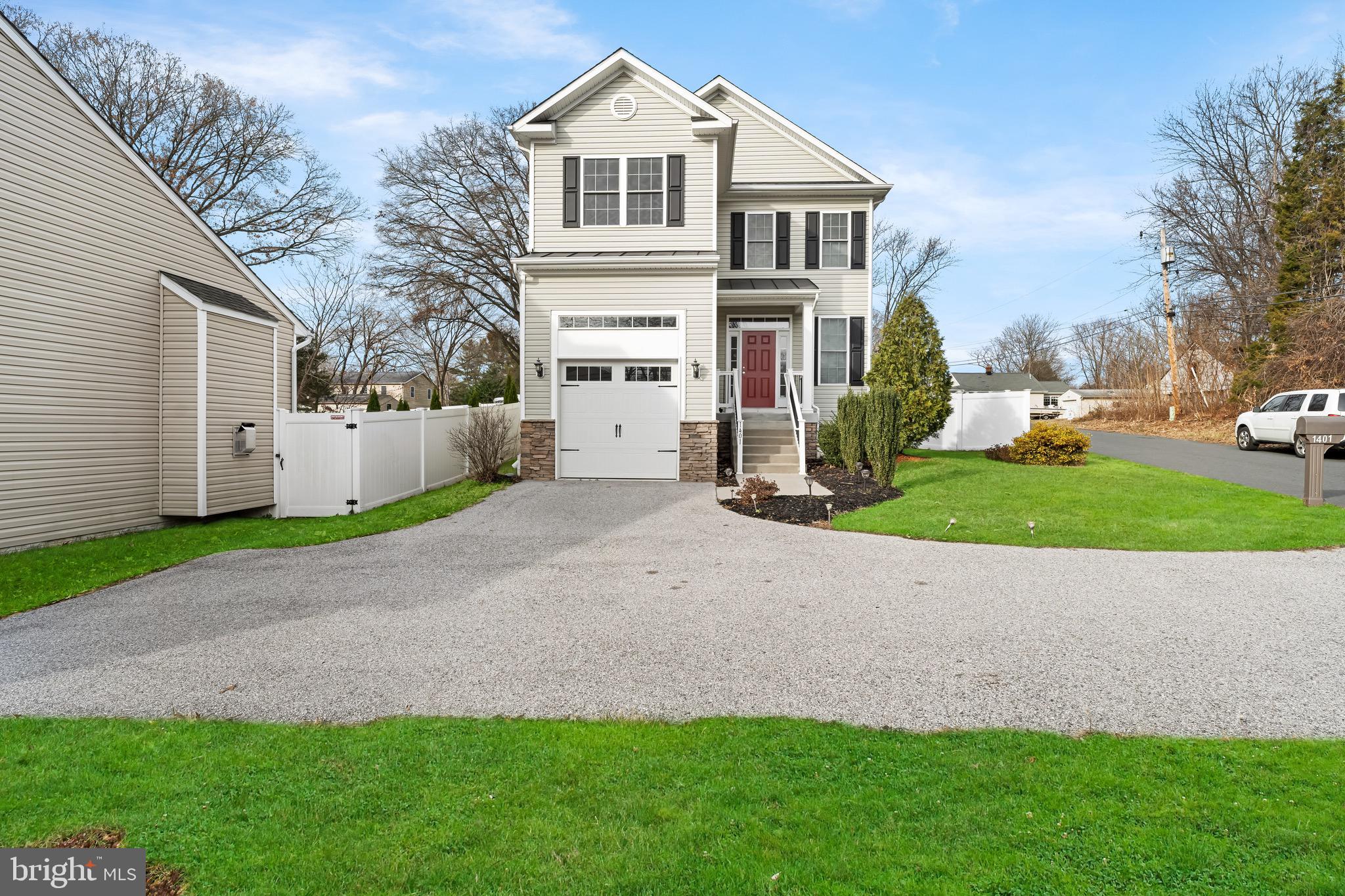 CEDARHURST - Residential